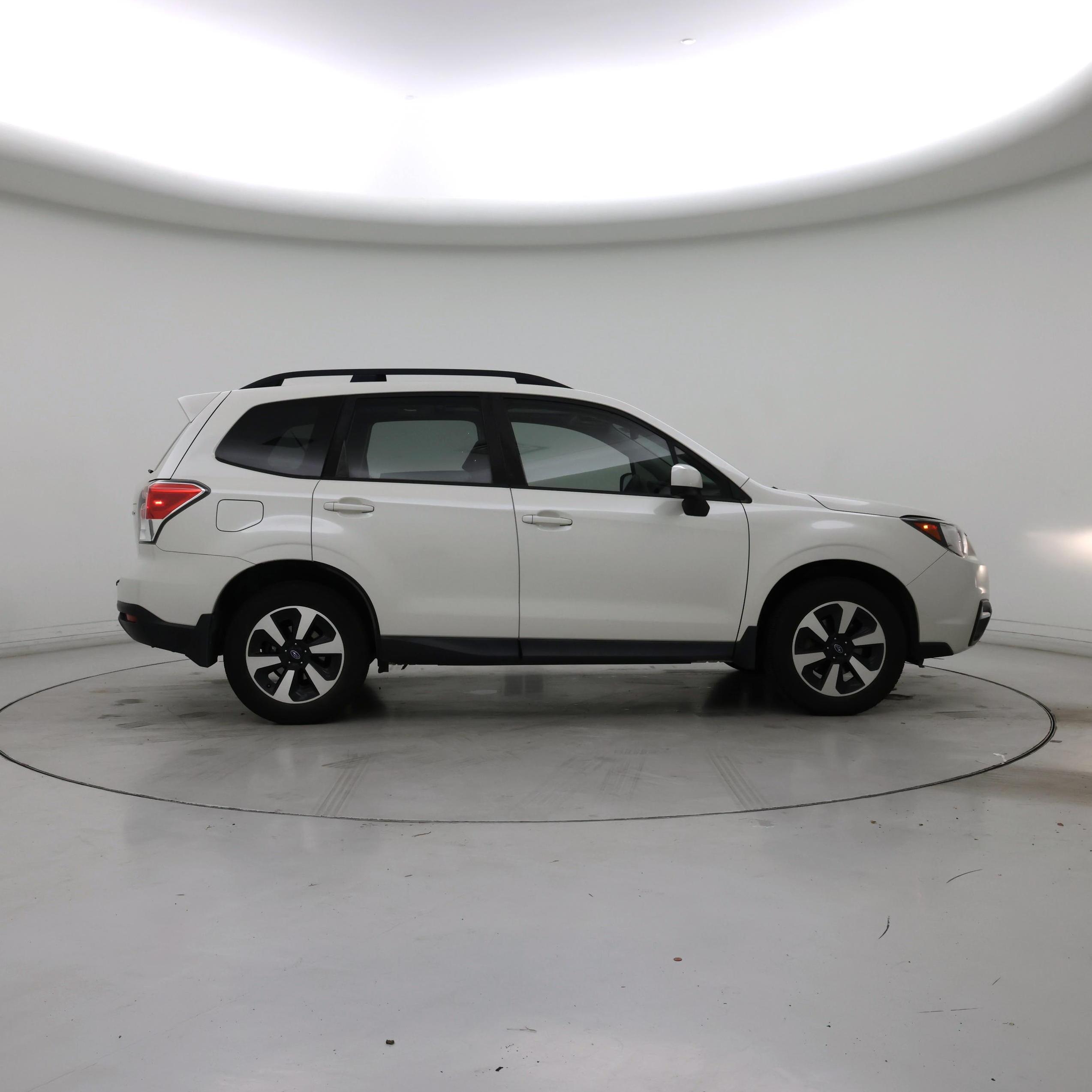 Thumbnail: 2018 Subaru Forester - 7