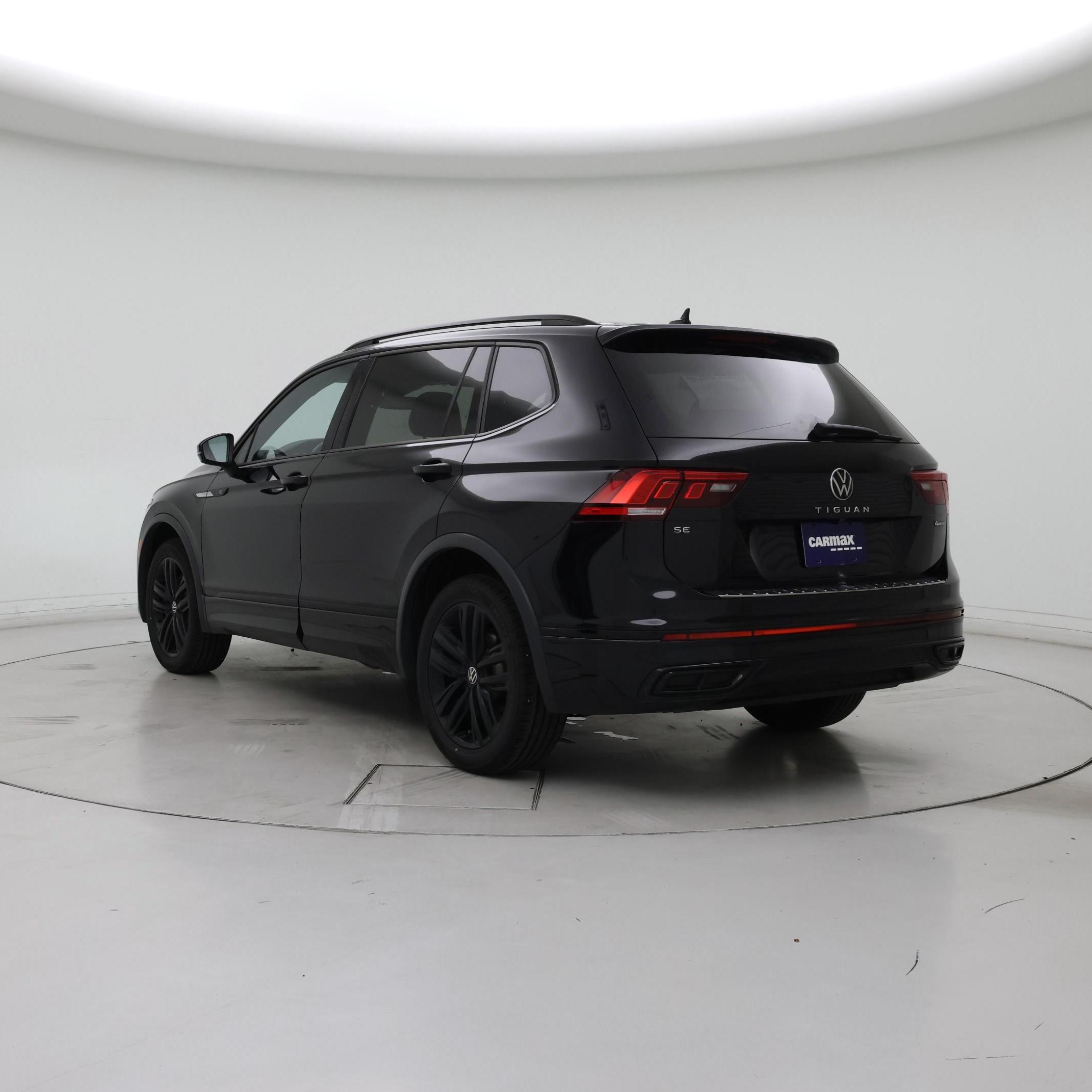 Thumbnail: 2022 Volkswagen Tiguan - 2