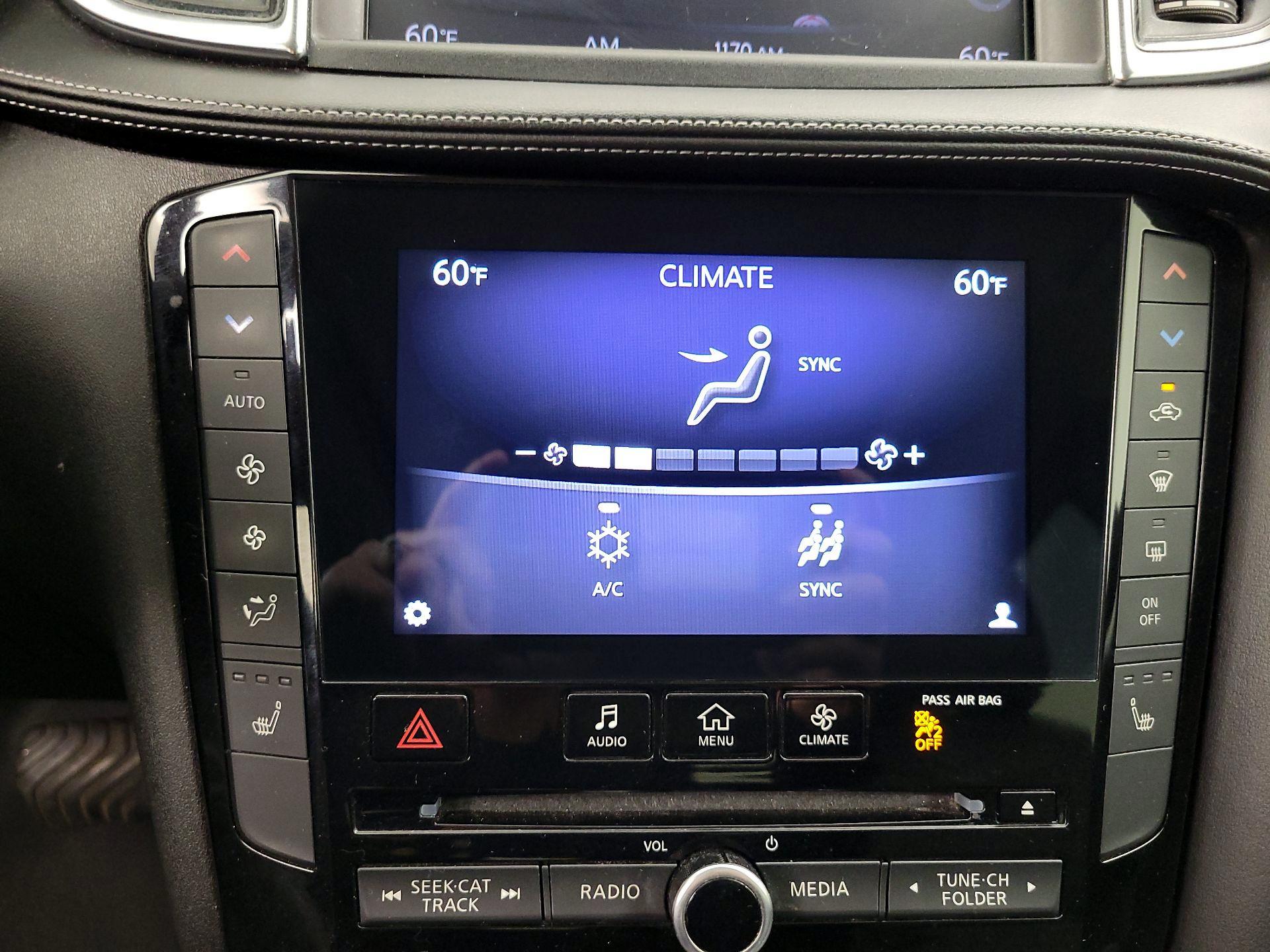 Thumbnail: 2019 INFINITI QX50 - 17