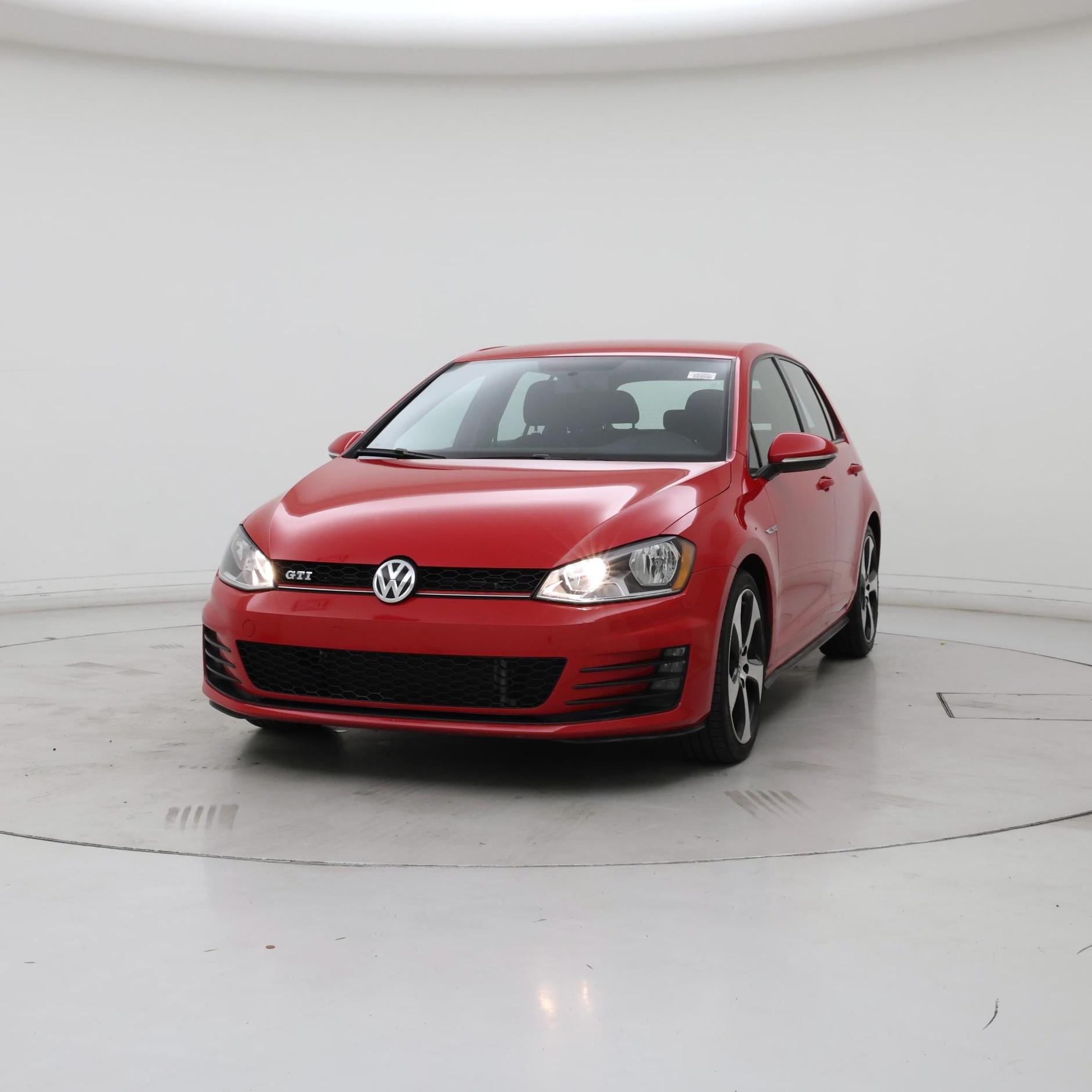 Thumbnail: 2017 Volkswagen Golf - 4