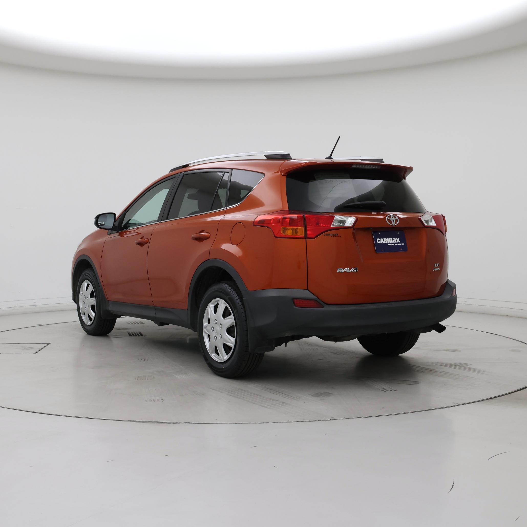 Thumbnail: 2015 Toyota RAV4 - 2