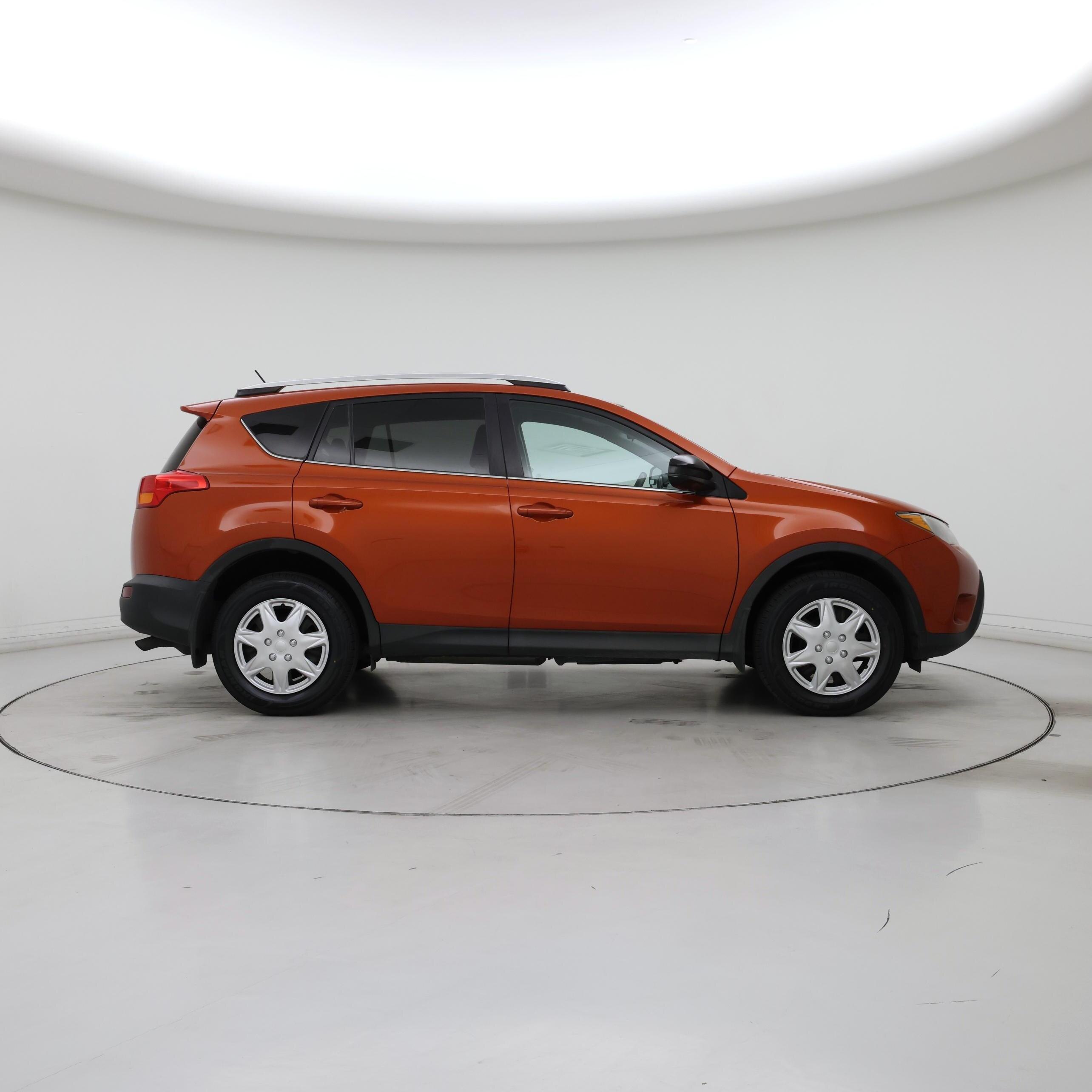 Thumbnail: 2015 Toyota RAV4 - 7