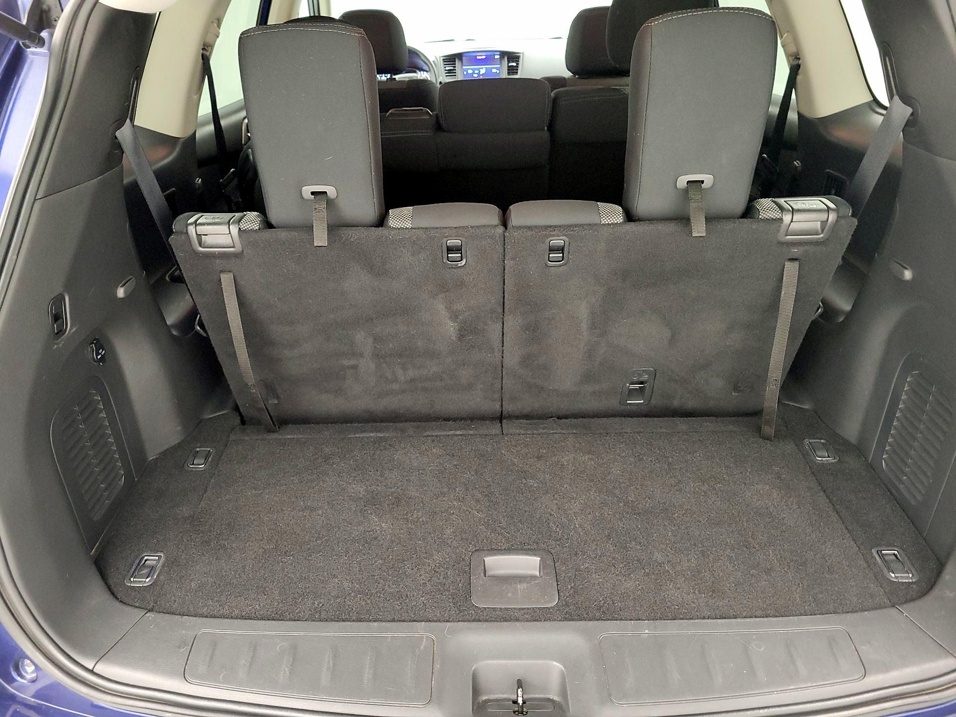 Thumbnail: 2017 Nissan Pathfinder - 16
