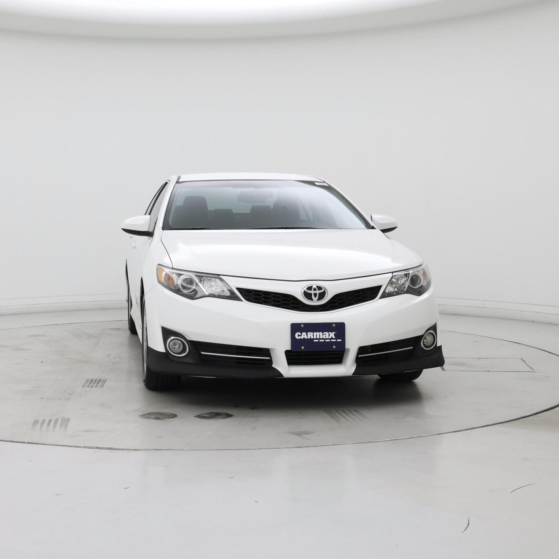 Thumbnail: 2014 Toyota Camry - 5