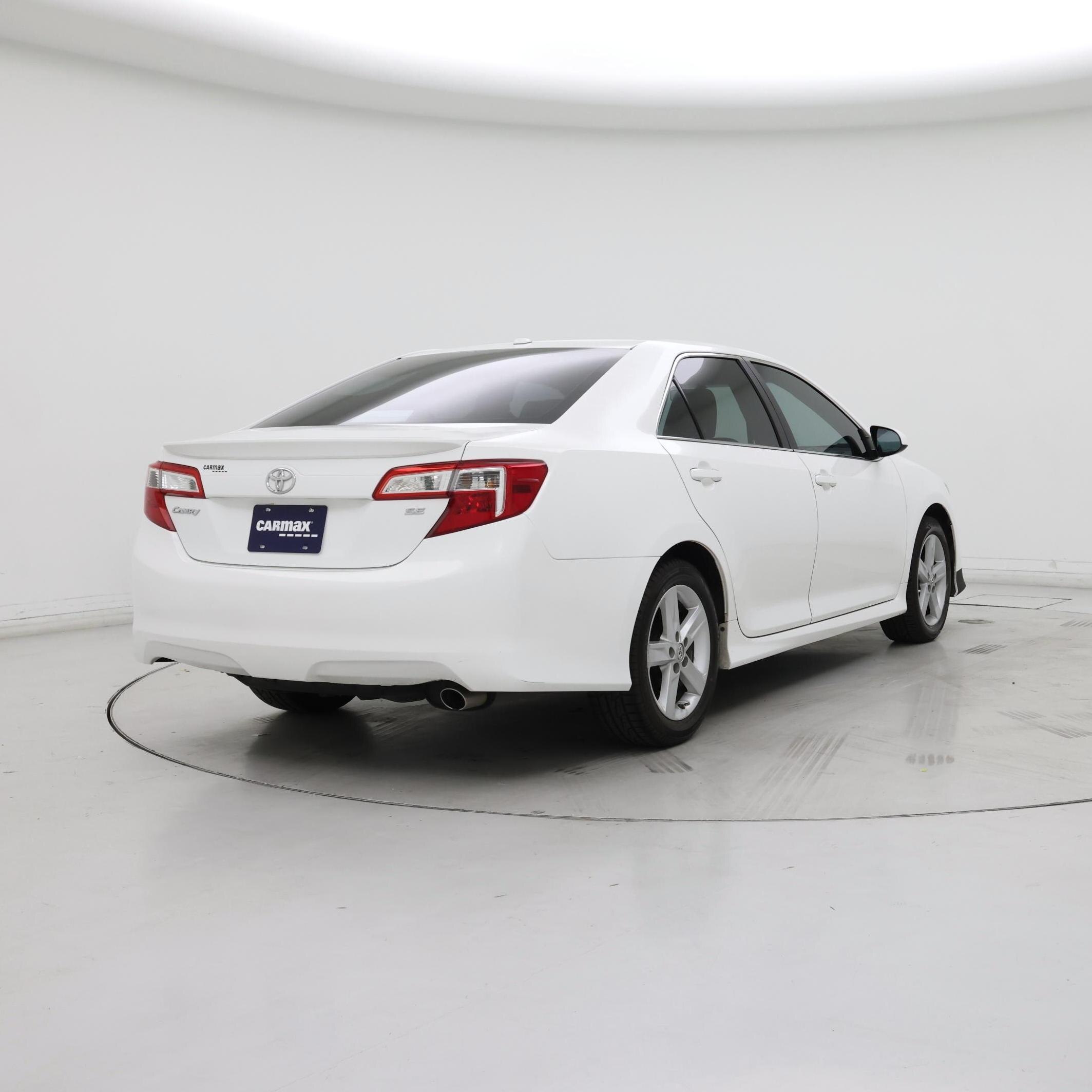 Thumbnail: 2014 Toyota Camry - 8