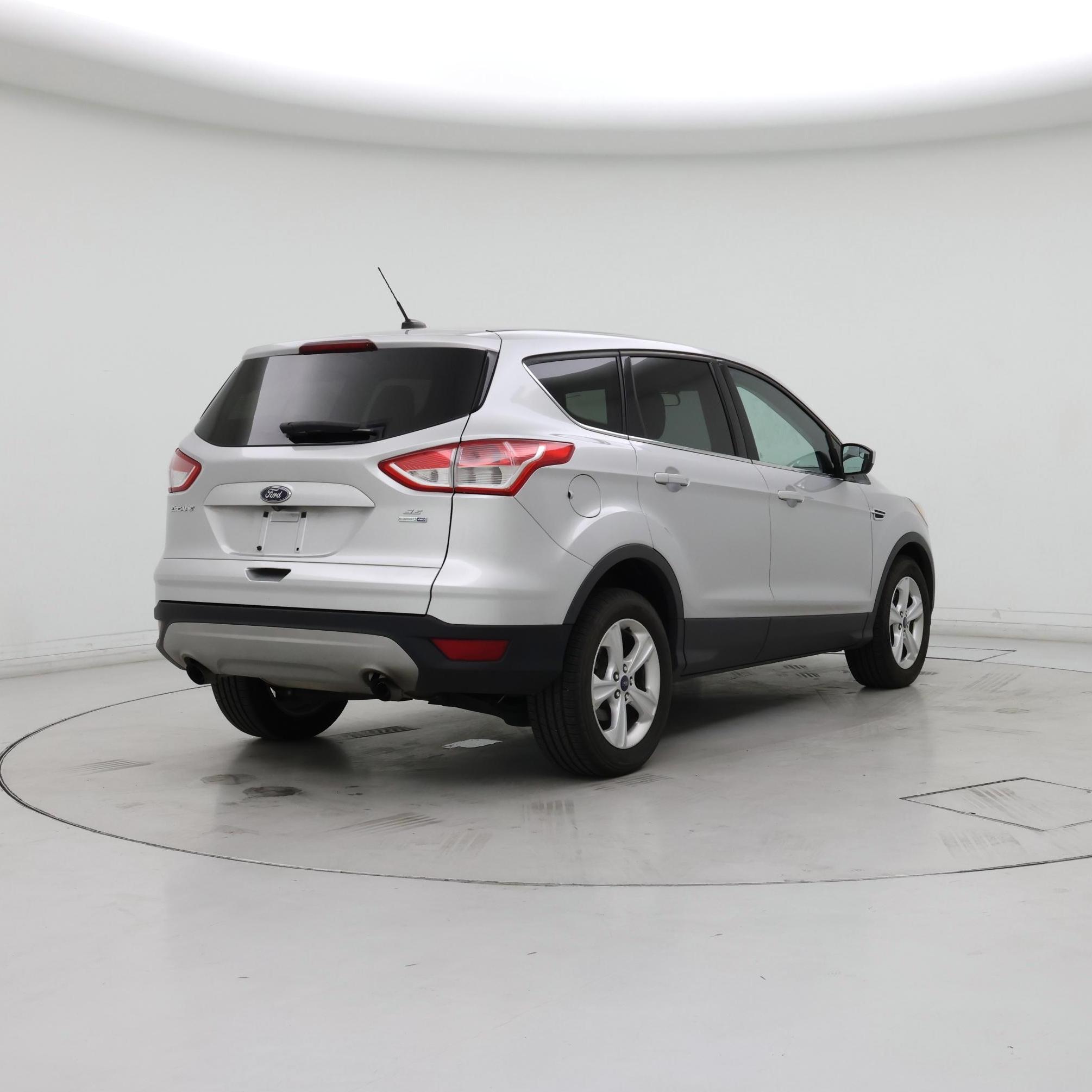 Thumbnail: 2015 Ford Escape - 8