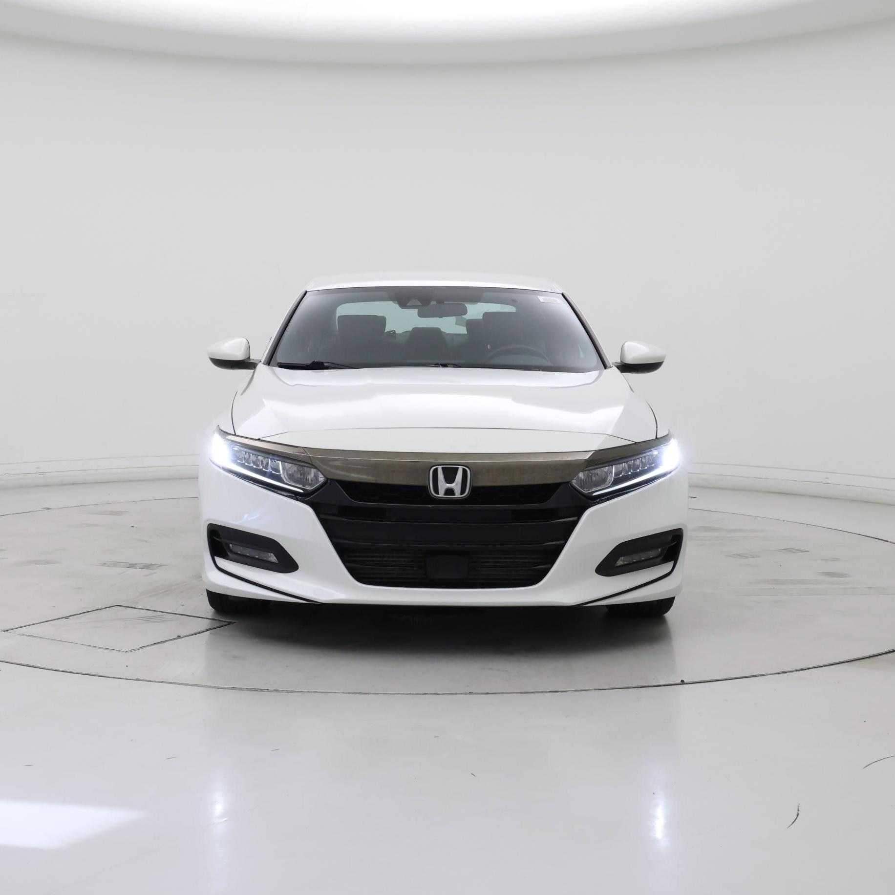 Thumbnail: 2018 Honda Accord - 5