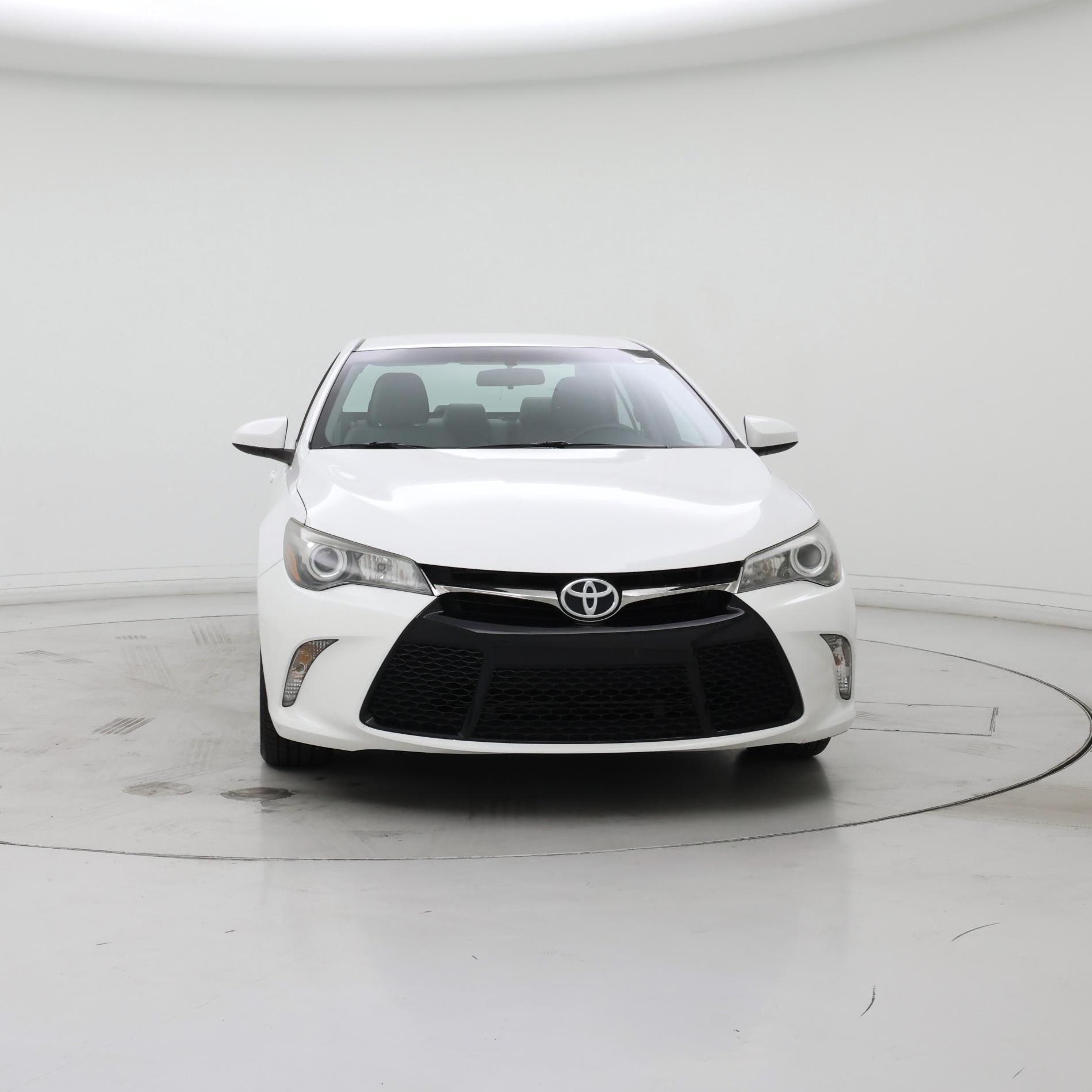 Thumbnail: 2016 Toyota Camry - 5