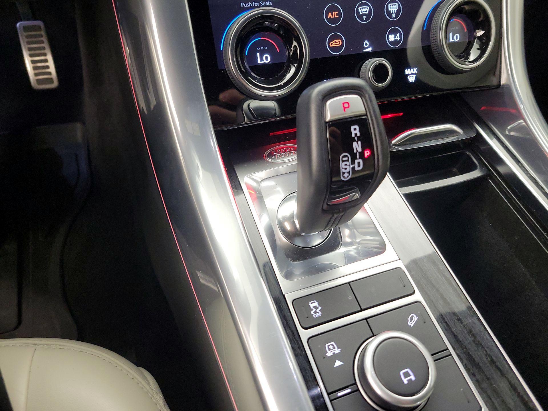 Thumbnail: 2022 Land Rover Range Rover Sport - 15