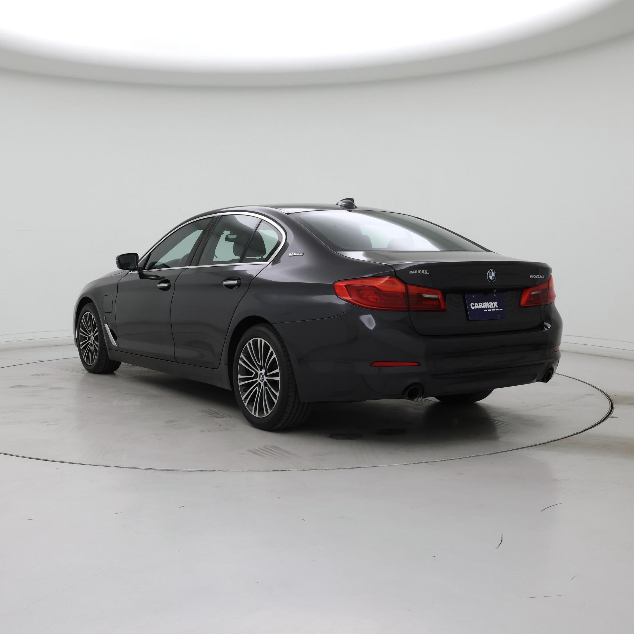 Thumbnail: 2018 BMW 5 Series - 2