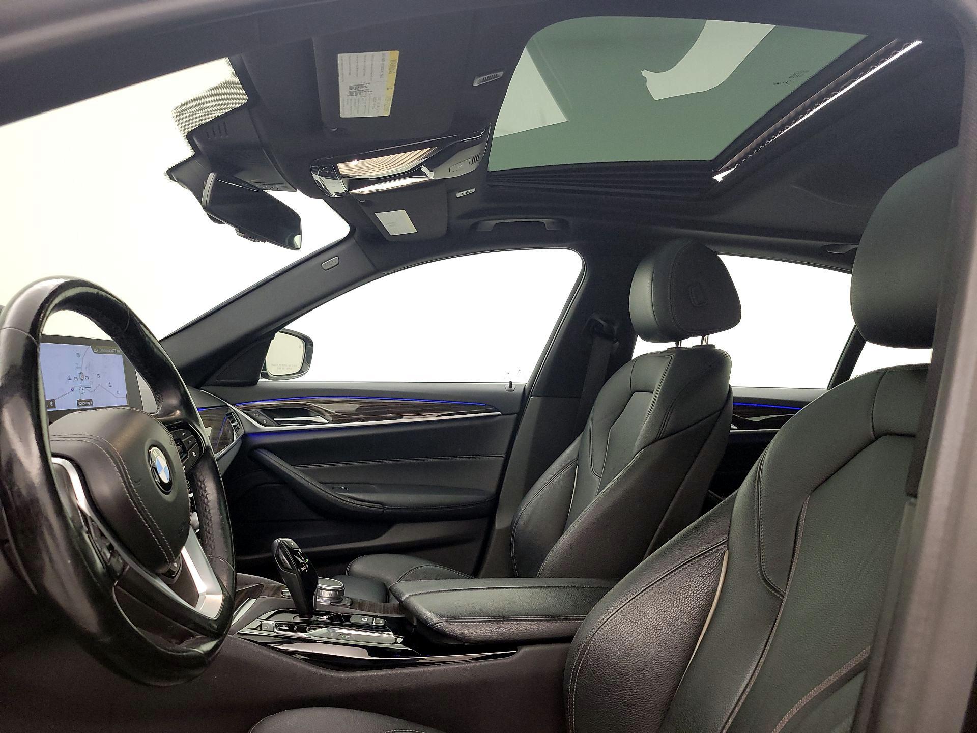 Thumbnail: 2018 BMW 5 Series - 20