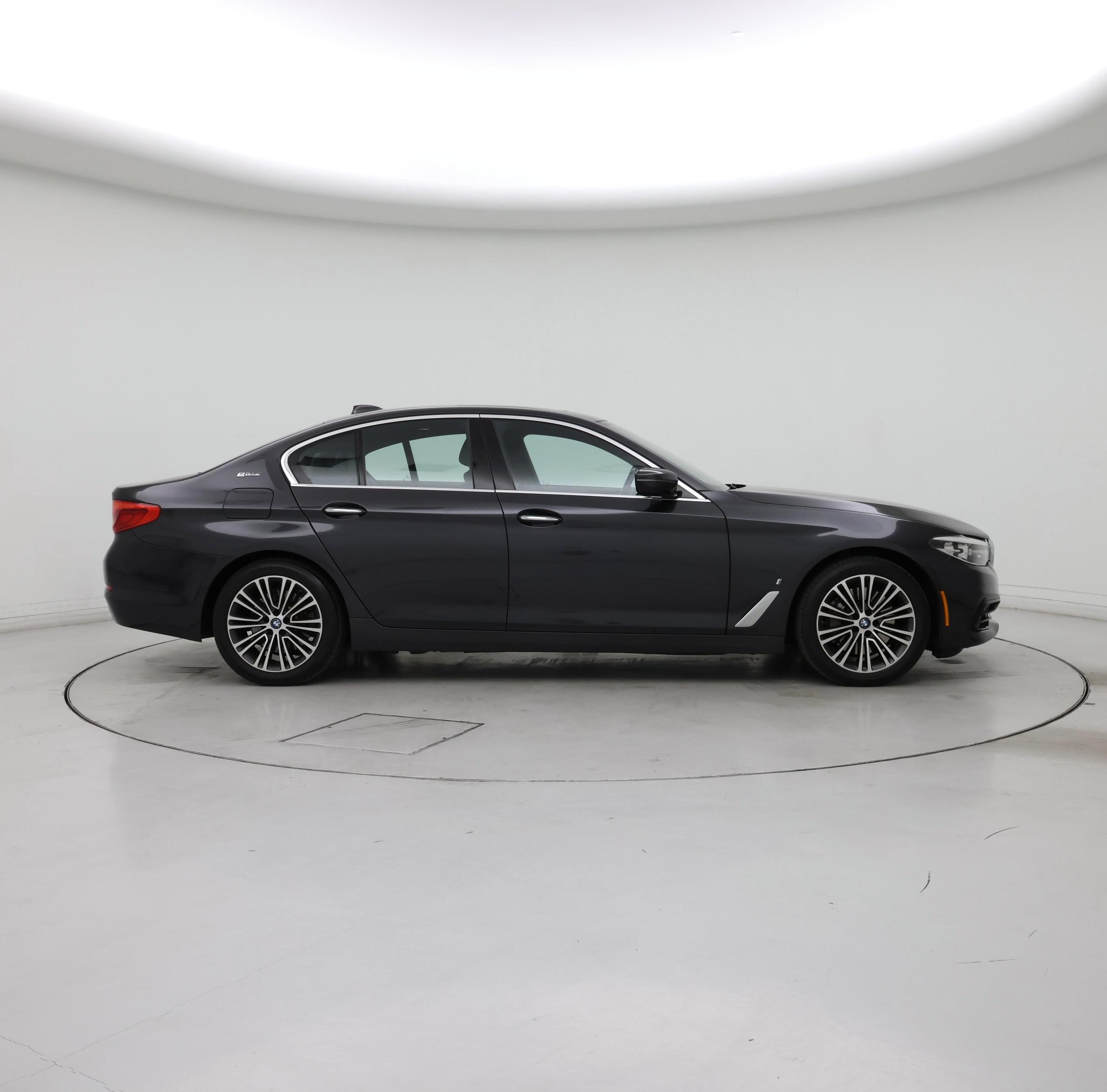 Thumbnail: 2018 BMW 5 Series - 7