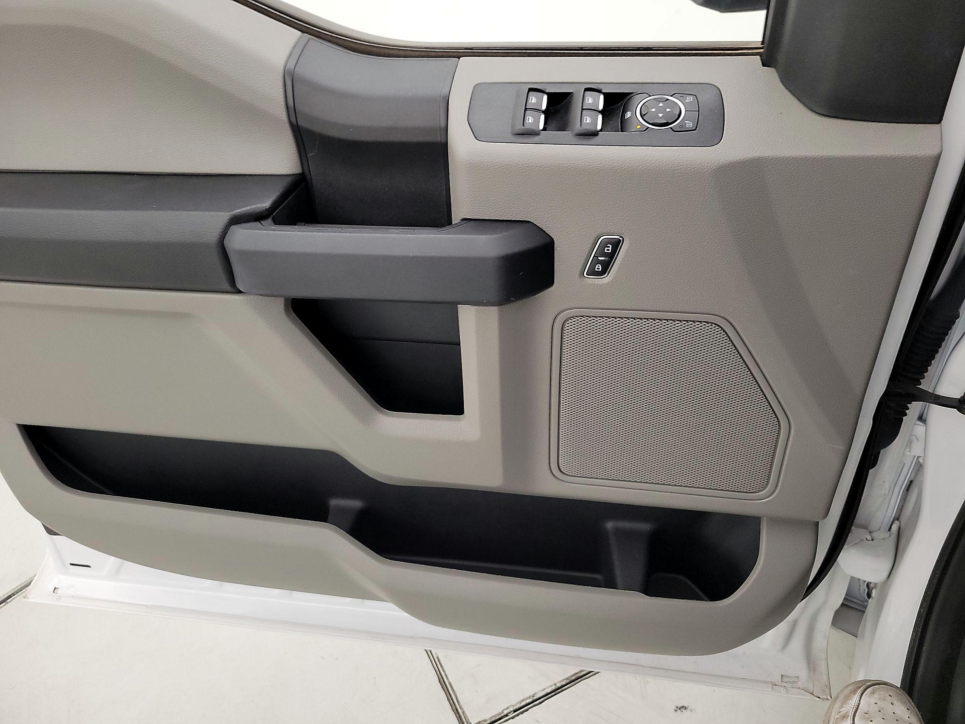 Thumbnail: 2019 Ford F-150 - 12