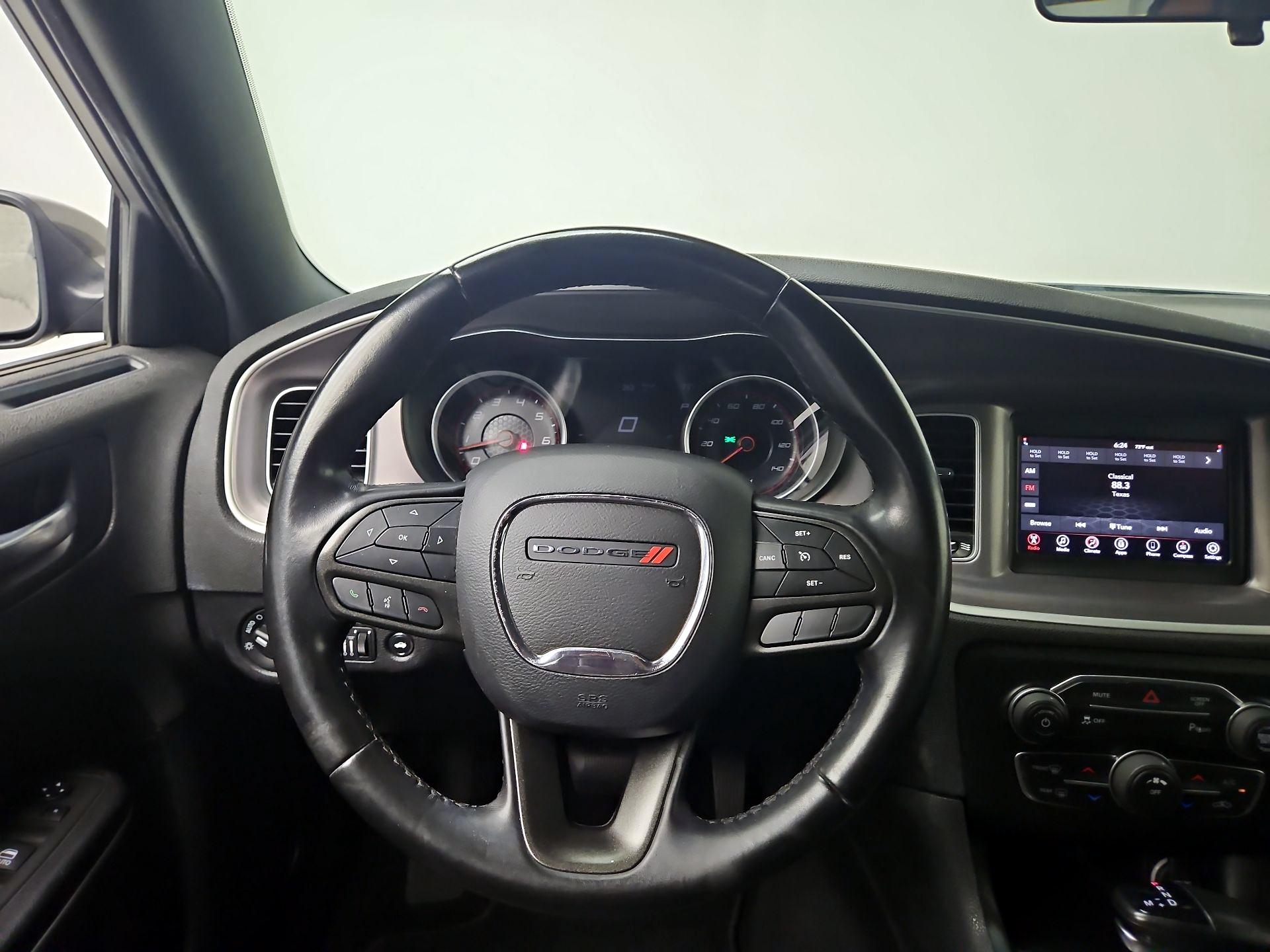 Thumbnail: 2022 Dodge Charger - 10