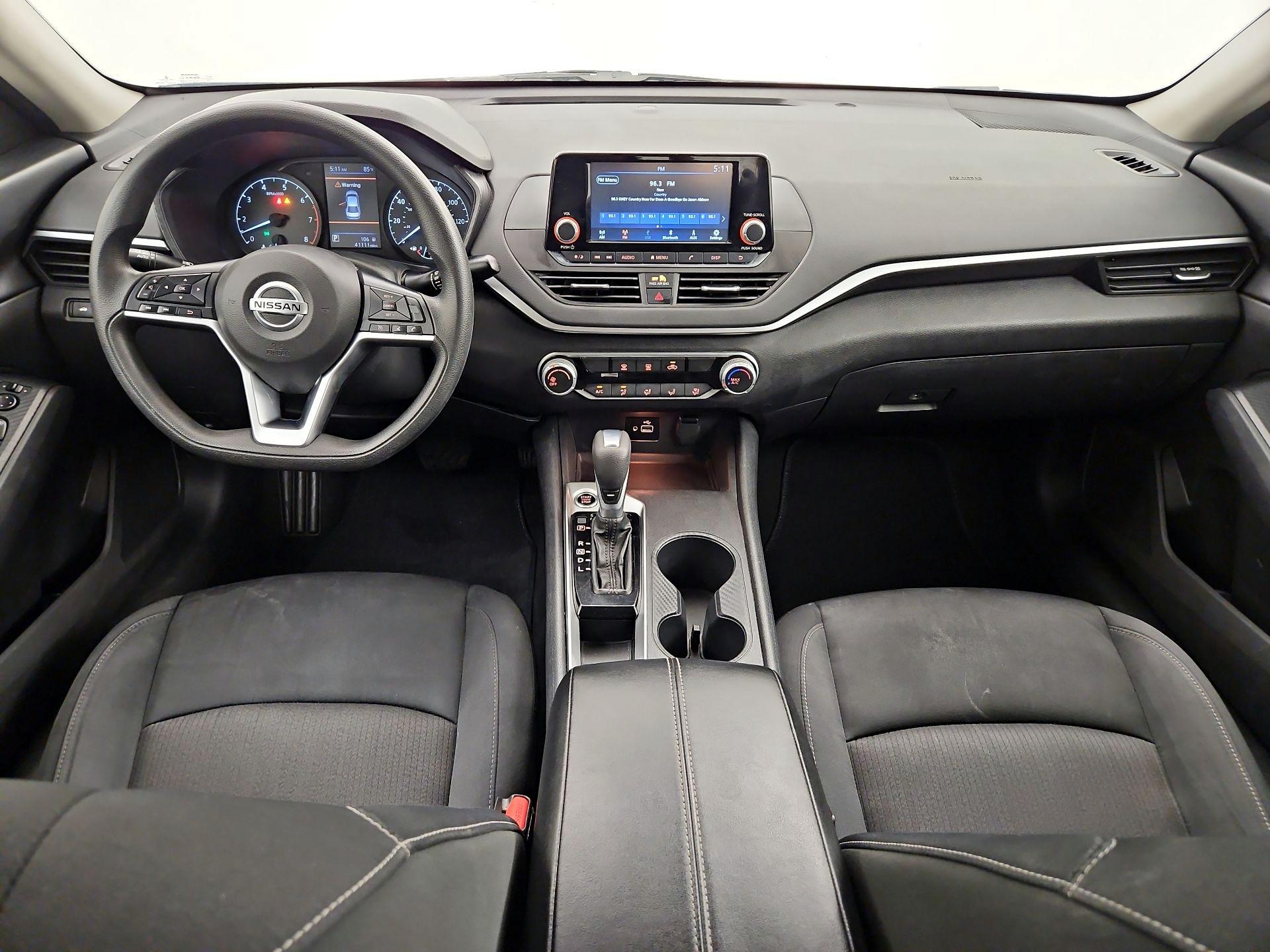 Thumbnail: 2021 Nissan Altima - 9