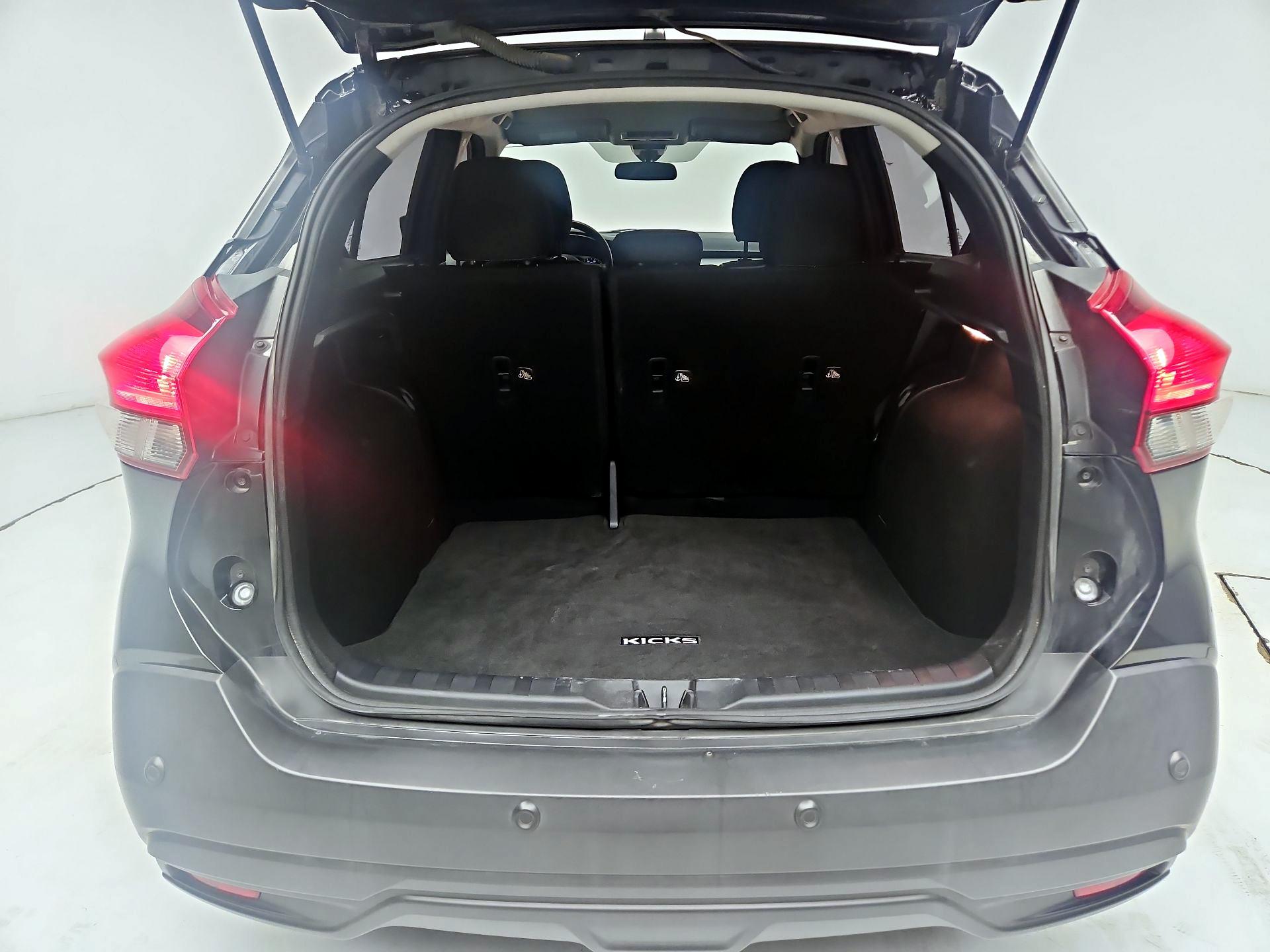 Thumbnail: 2020 Nissan Kicks - 20