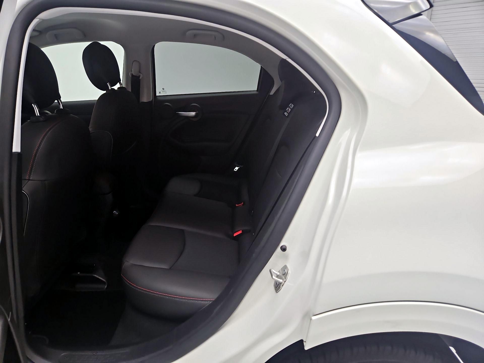 Thumbnail: 2023 Fiat 500X - 20