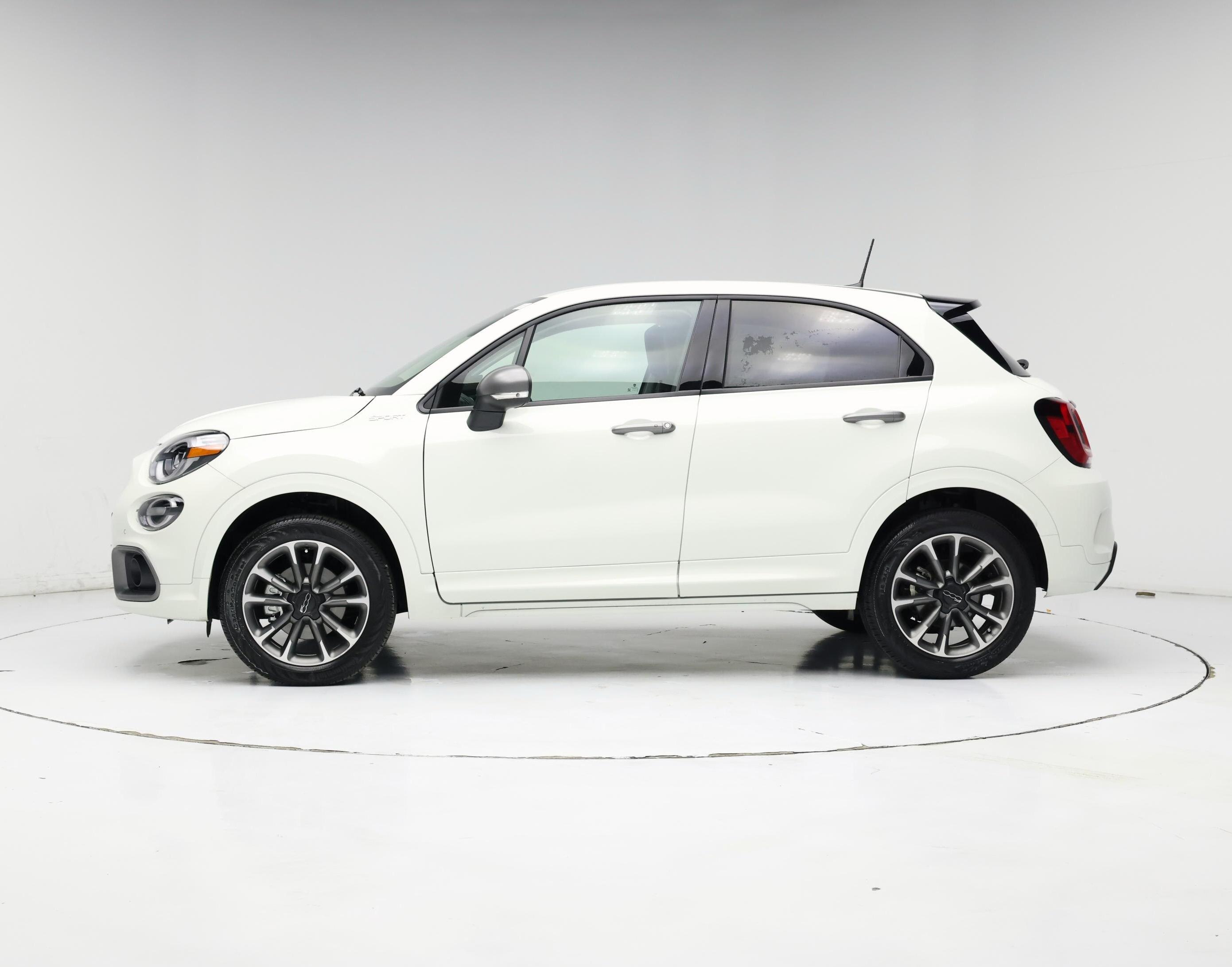 Thumbnail: 2023 Fiat 500X - 3