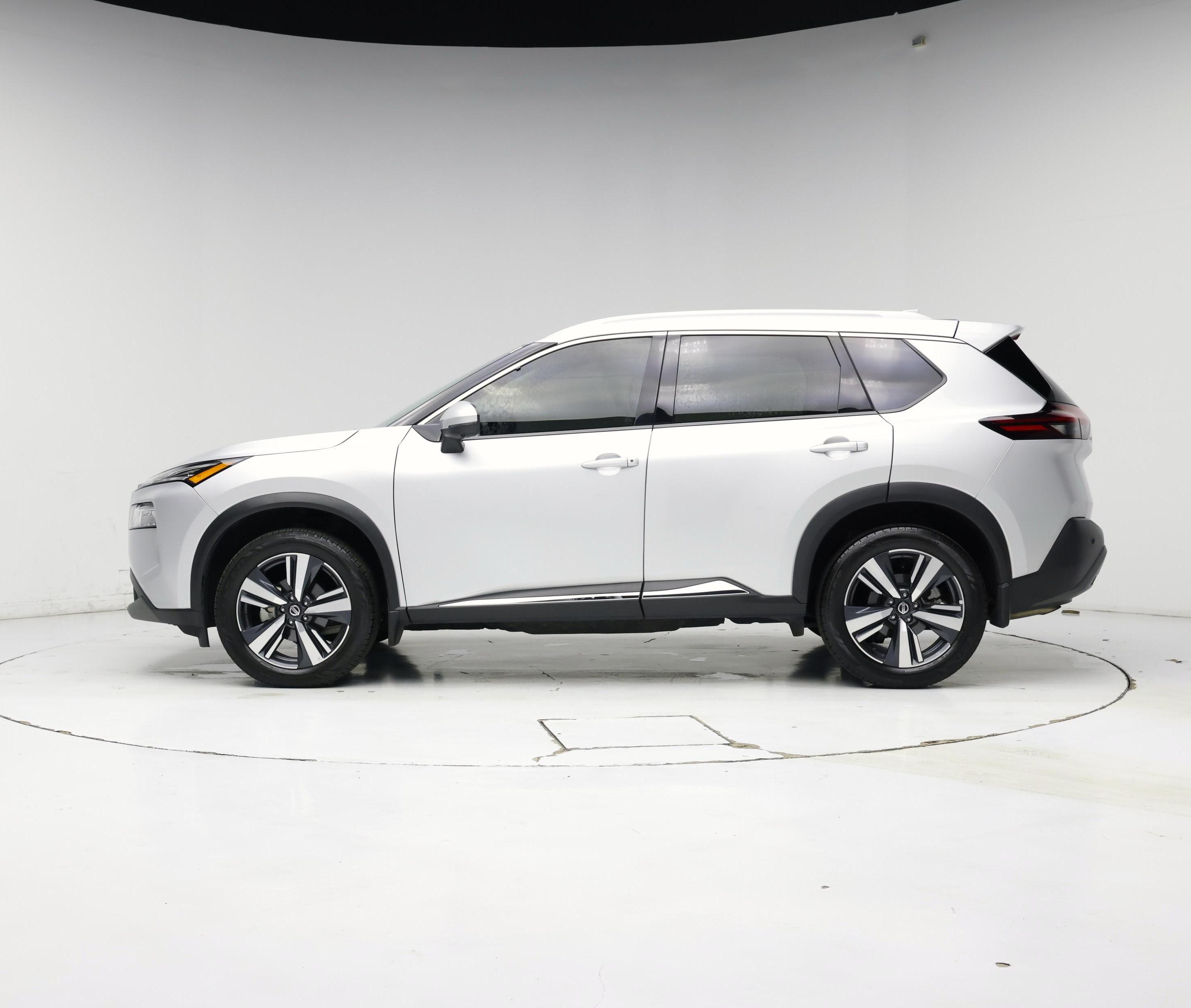 Thumbnail: 2021 Nissan Rogue - 3