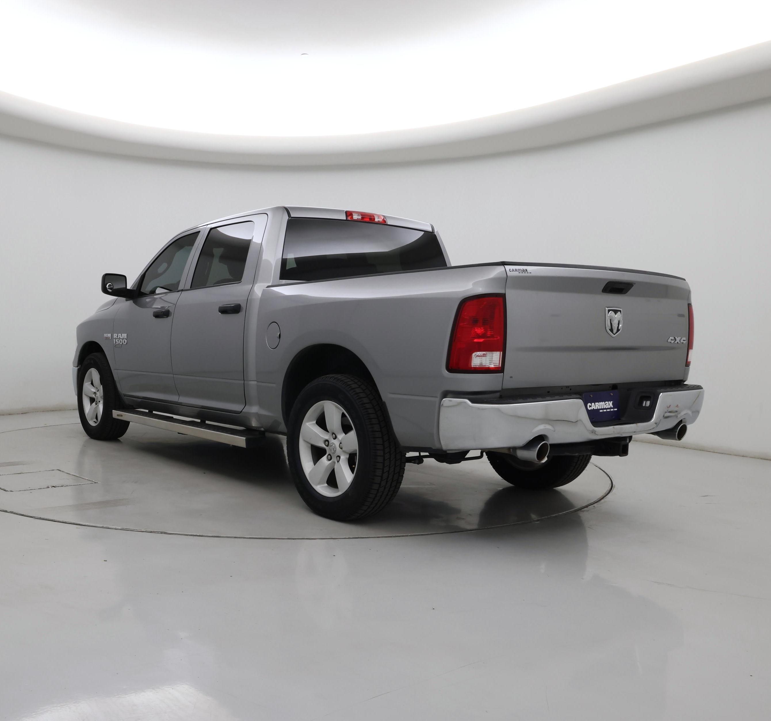 Thumbnail: 2023 RAM 1500 Classic - 2