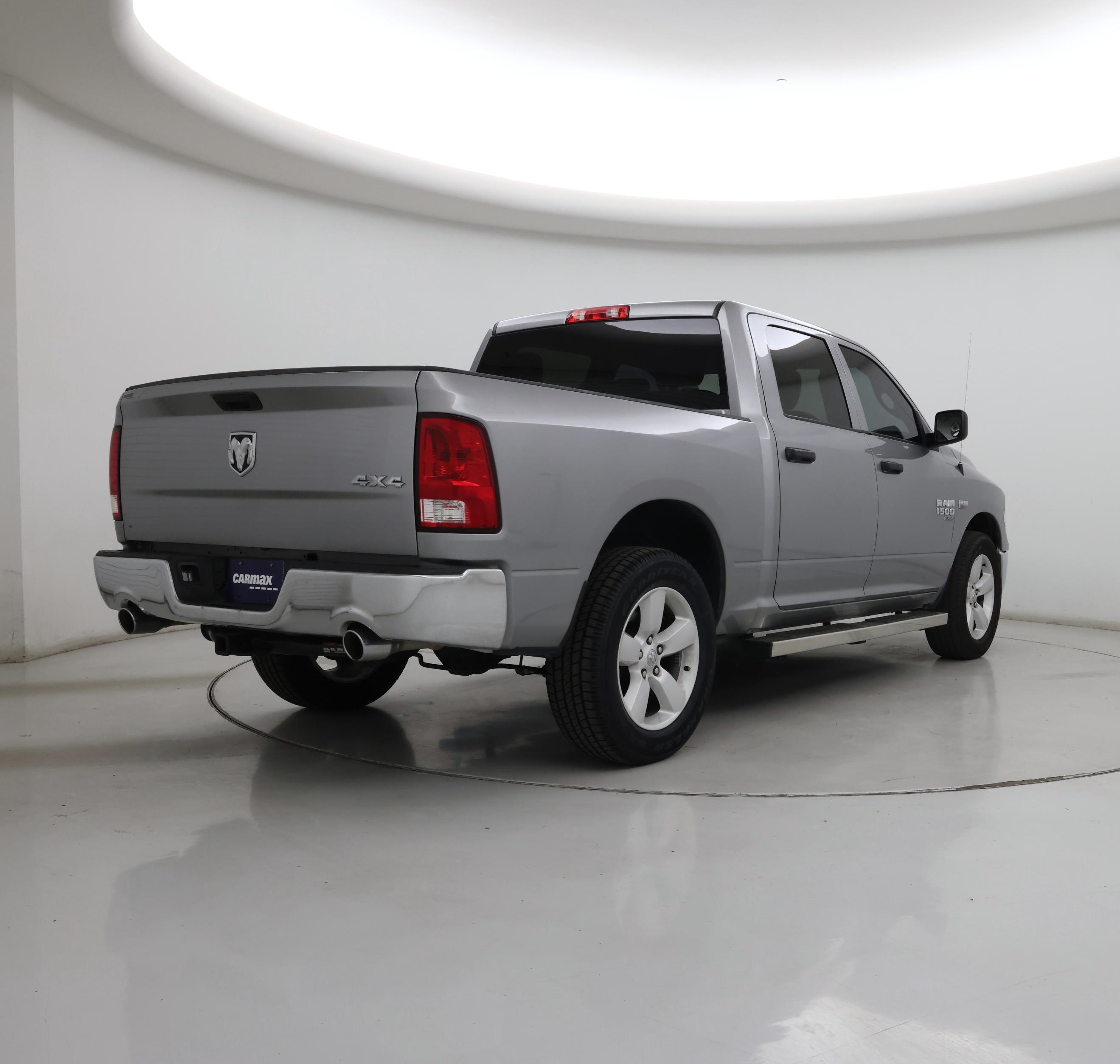 Thumbnail: 2023 RAM 1500 Classic - 8