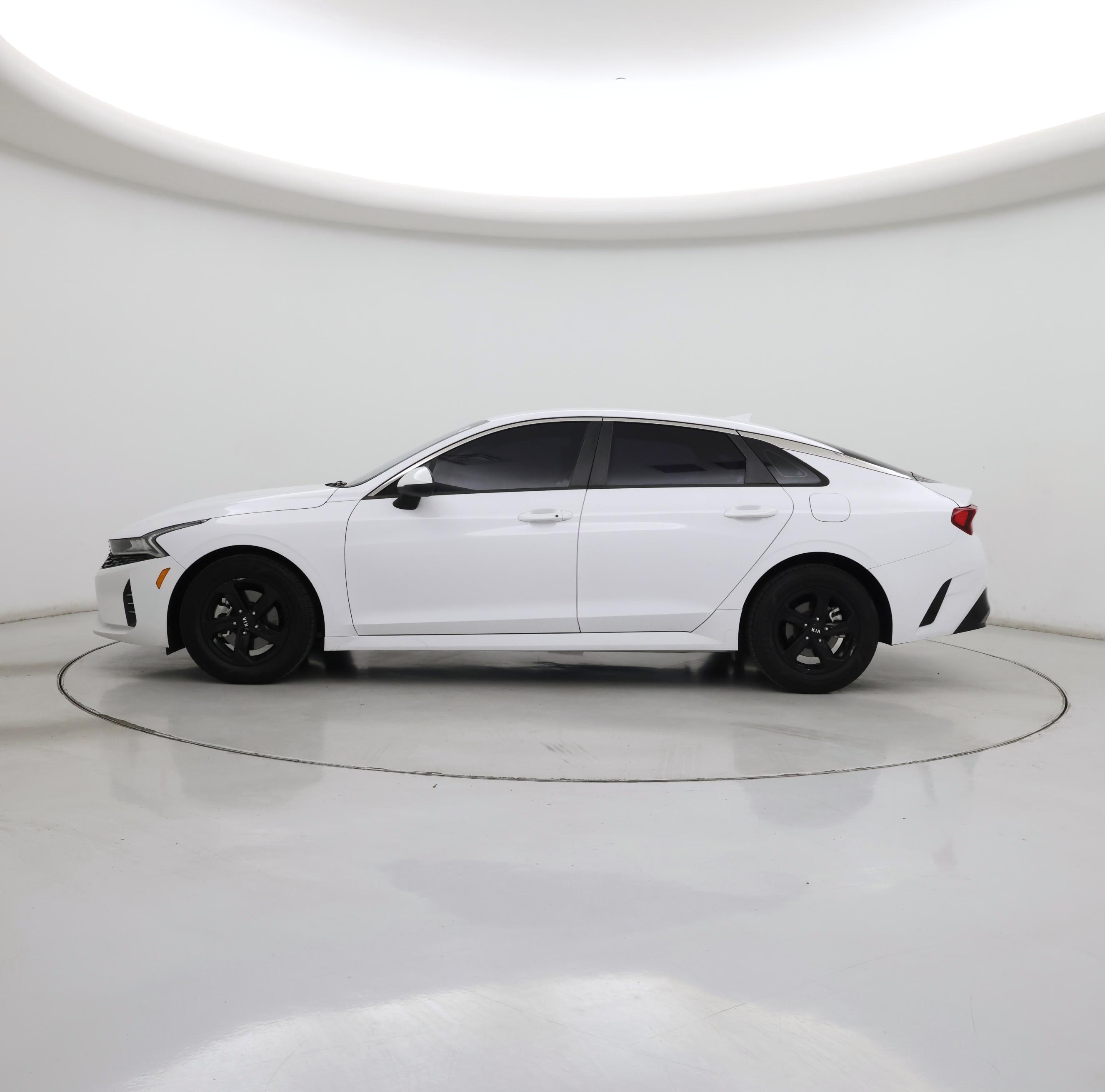 Thumbnail: 2021 Kia K5 - 3