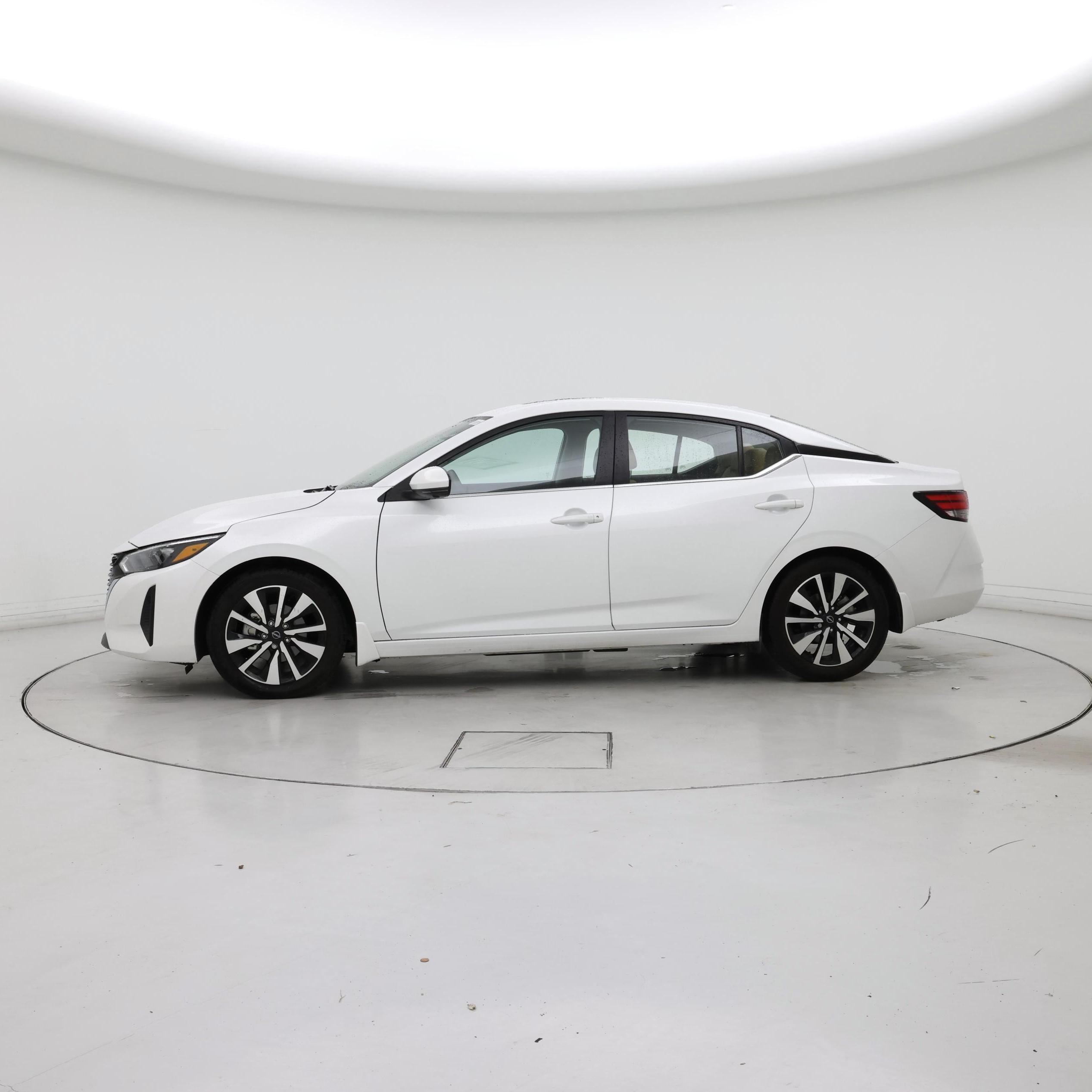 Thumbnail: 2025 Nissan Sentra - 3
