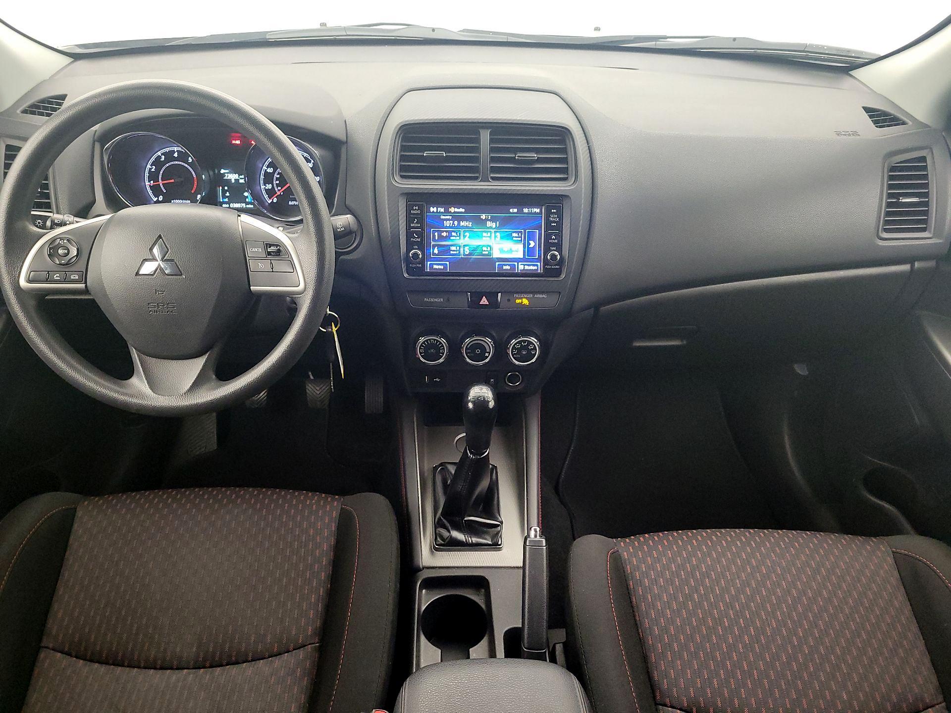 Thumbnail: 2018 Mitsubishi Outlander Sport - 9