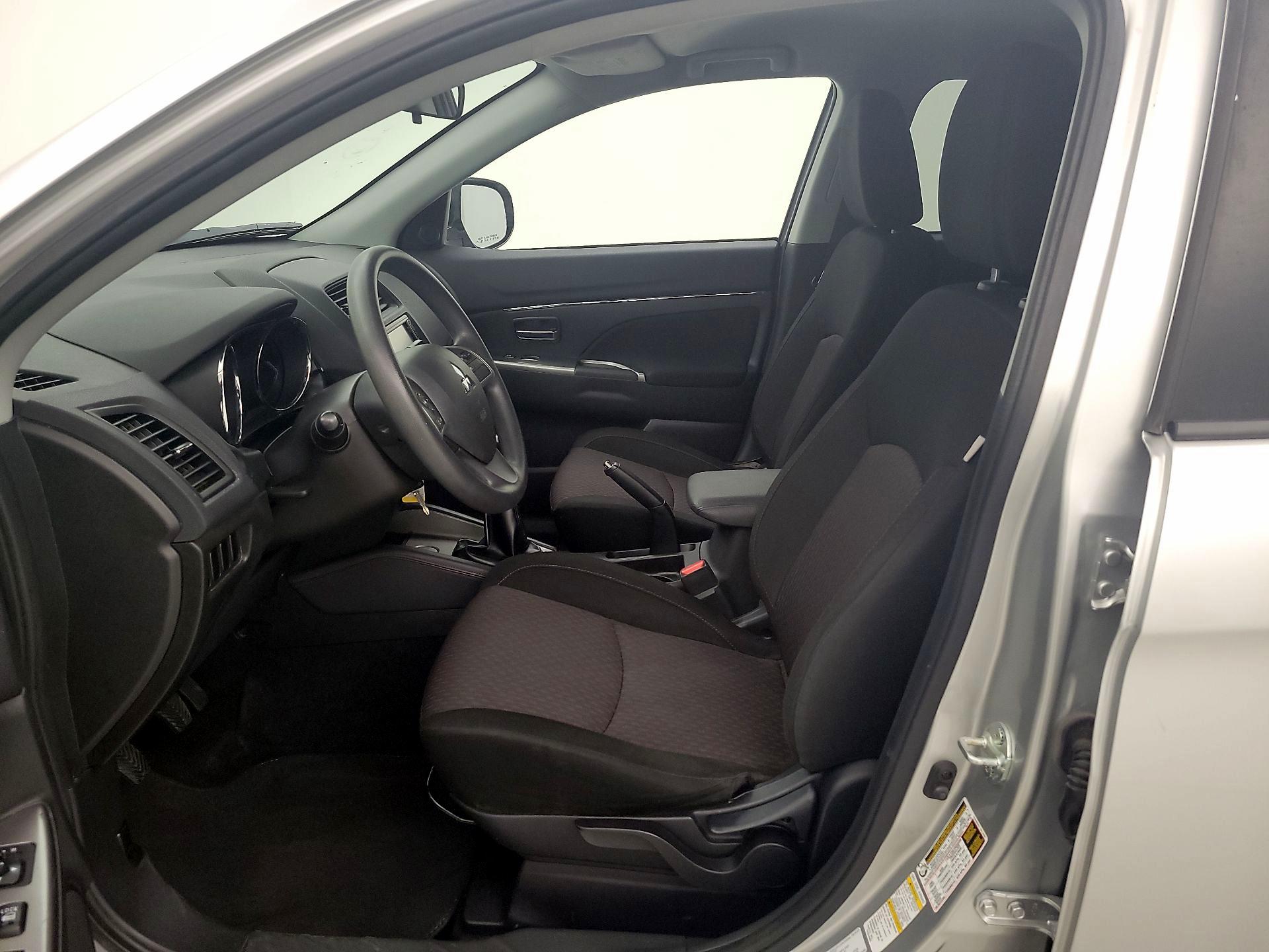 Thumbnail: 2018 Mitsubishi Outlander Sport - 11