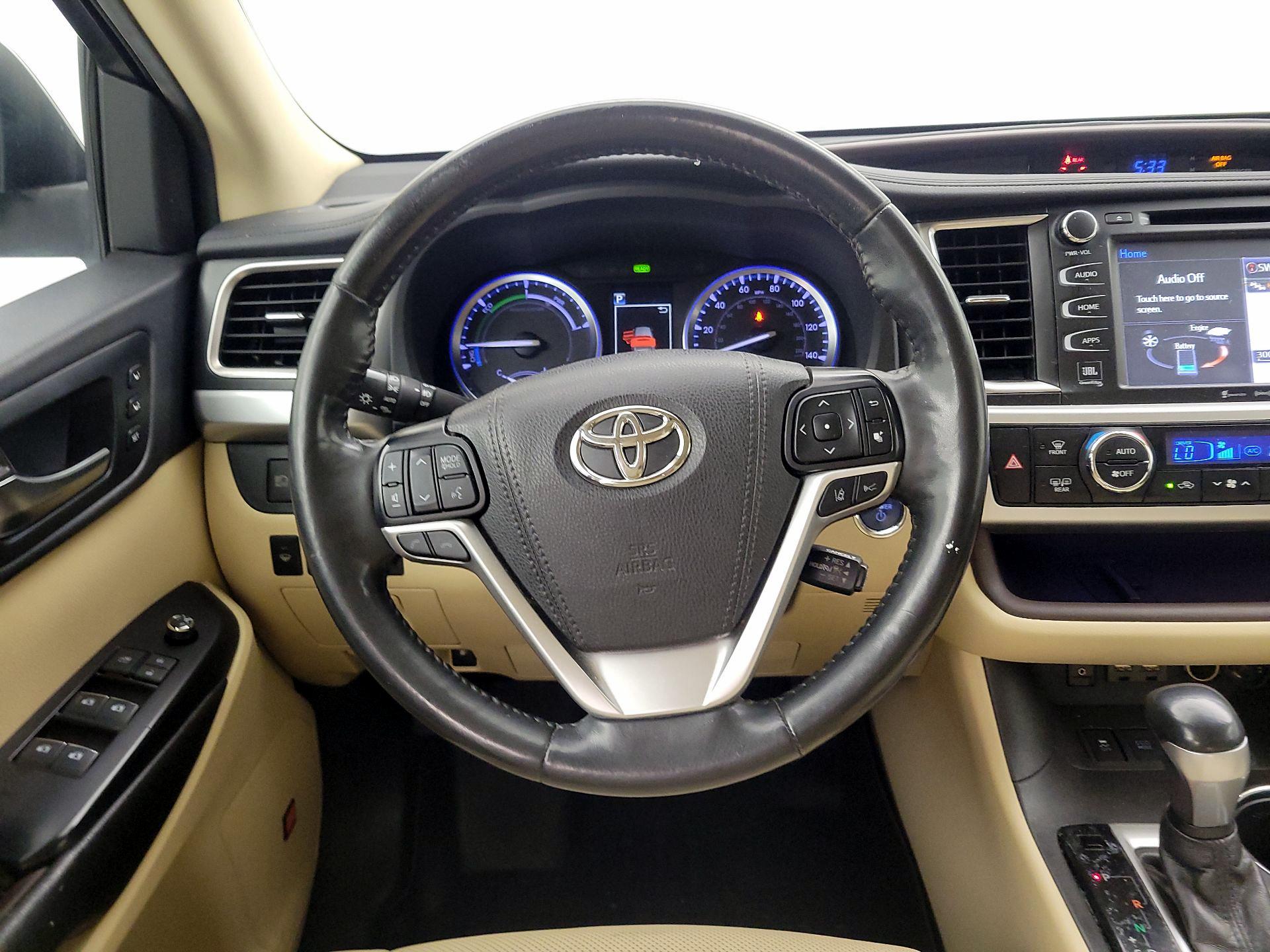 Thumbnail: 2019 Toyota Highlander - 10