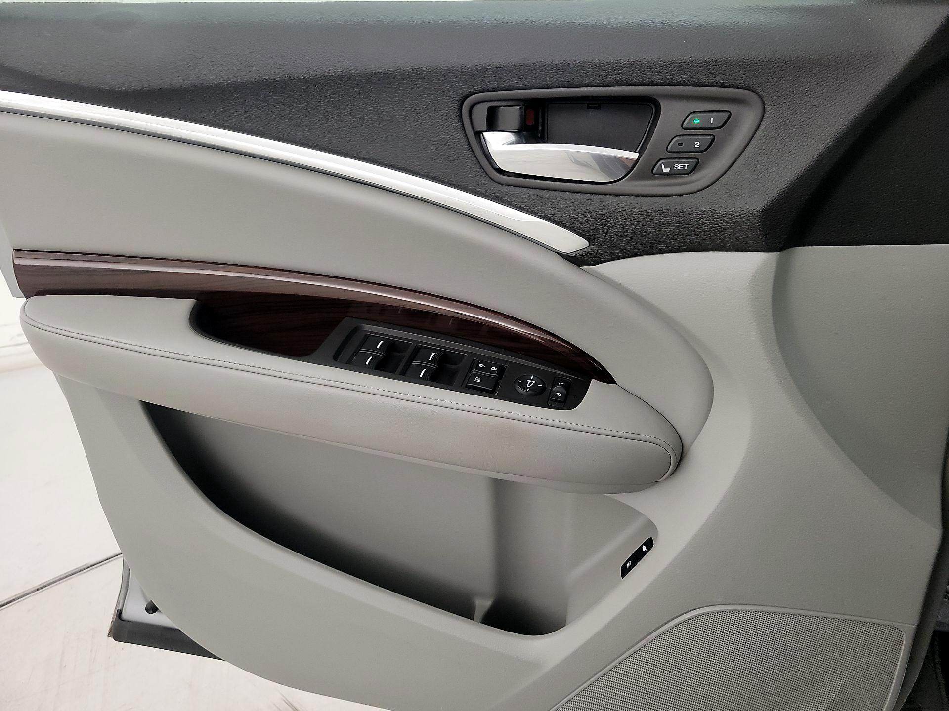 Thumbnail: 2016 Acura MDX - 12