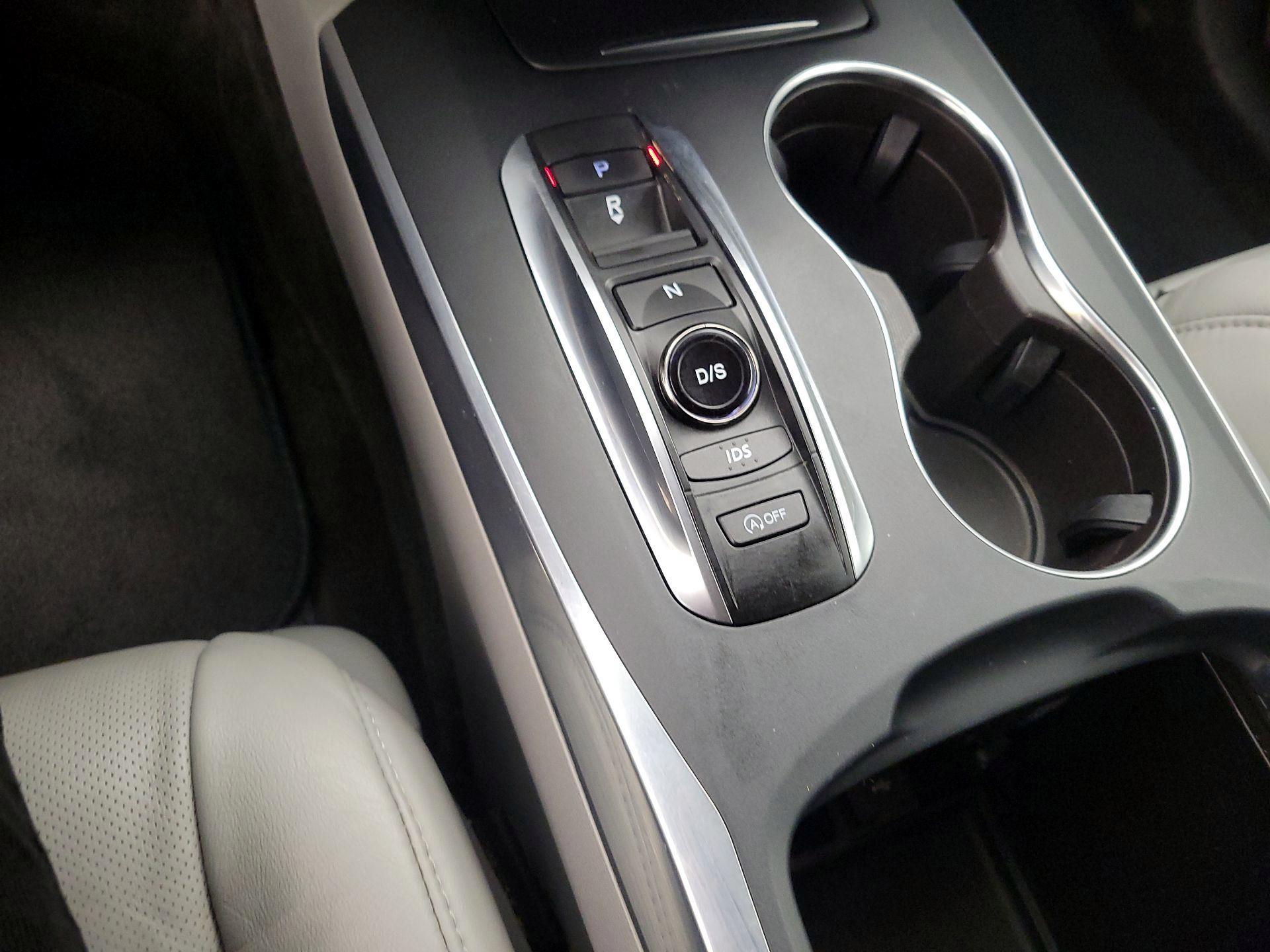 Thumbnail: 2016 Acura MDX - 15