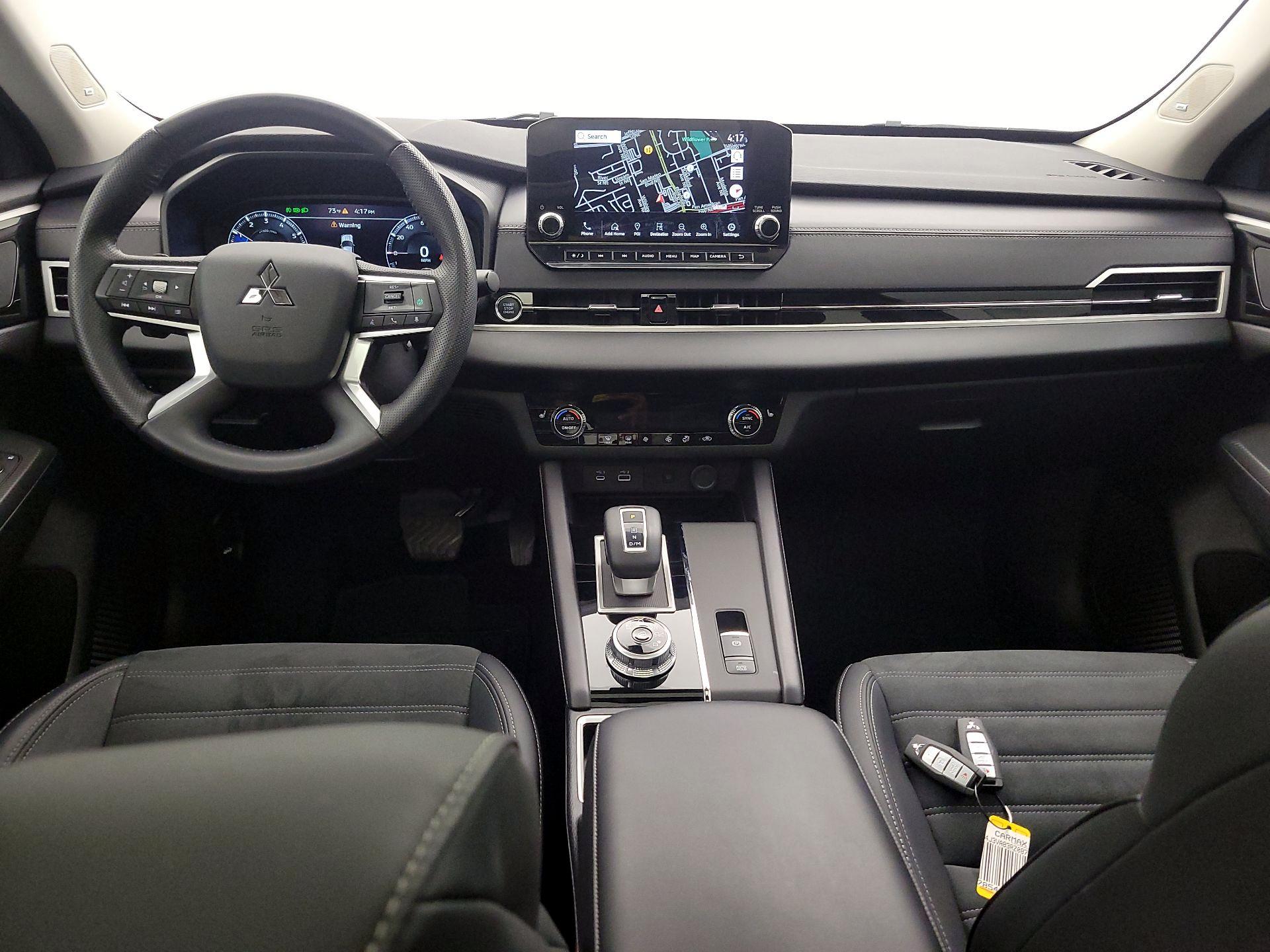Thumbnail: 2024 Mitsubishi Outlander - 9