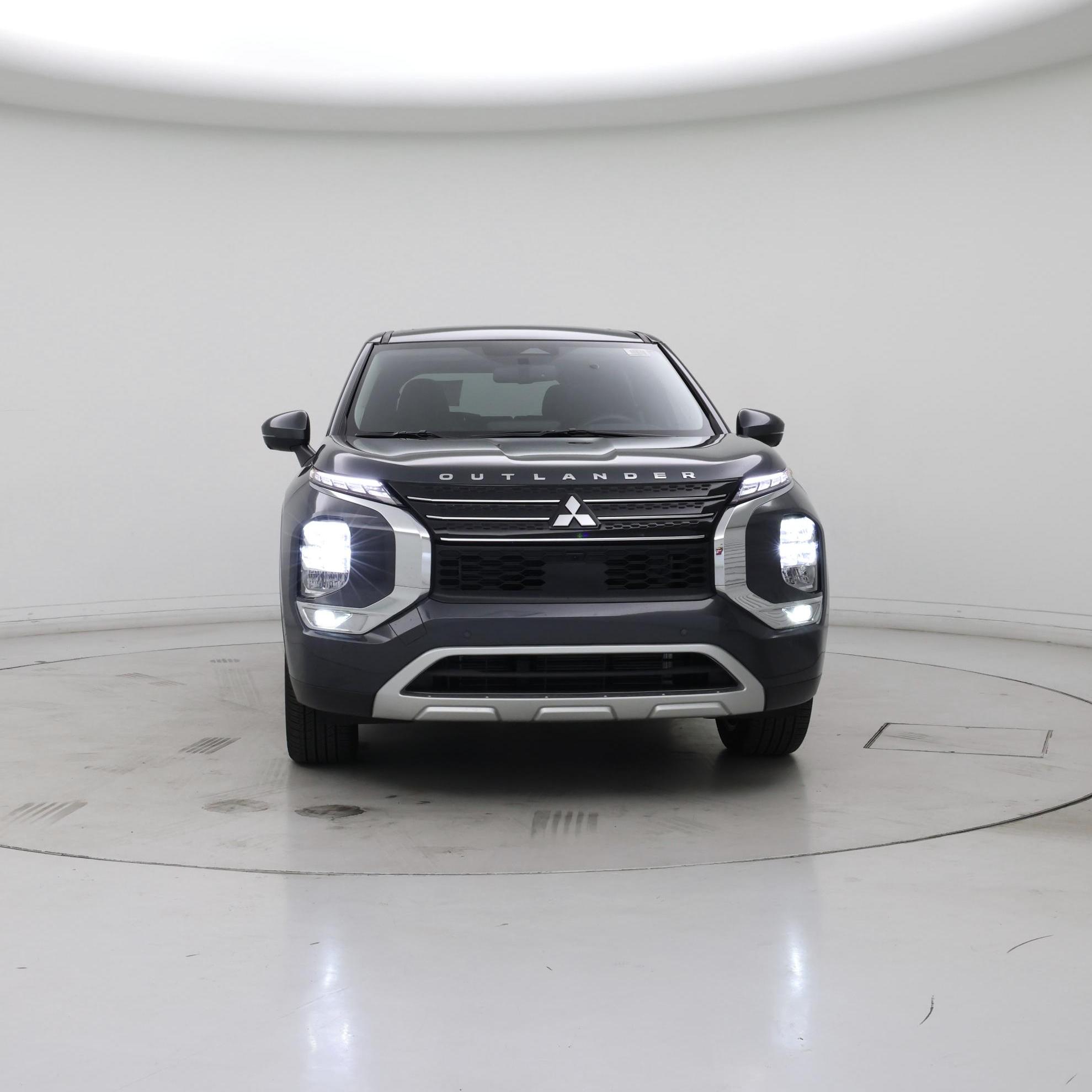 Thumbnail: 2024 Mitsubishi Outlander - 5
