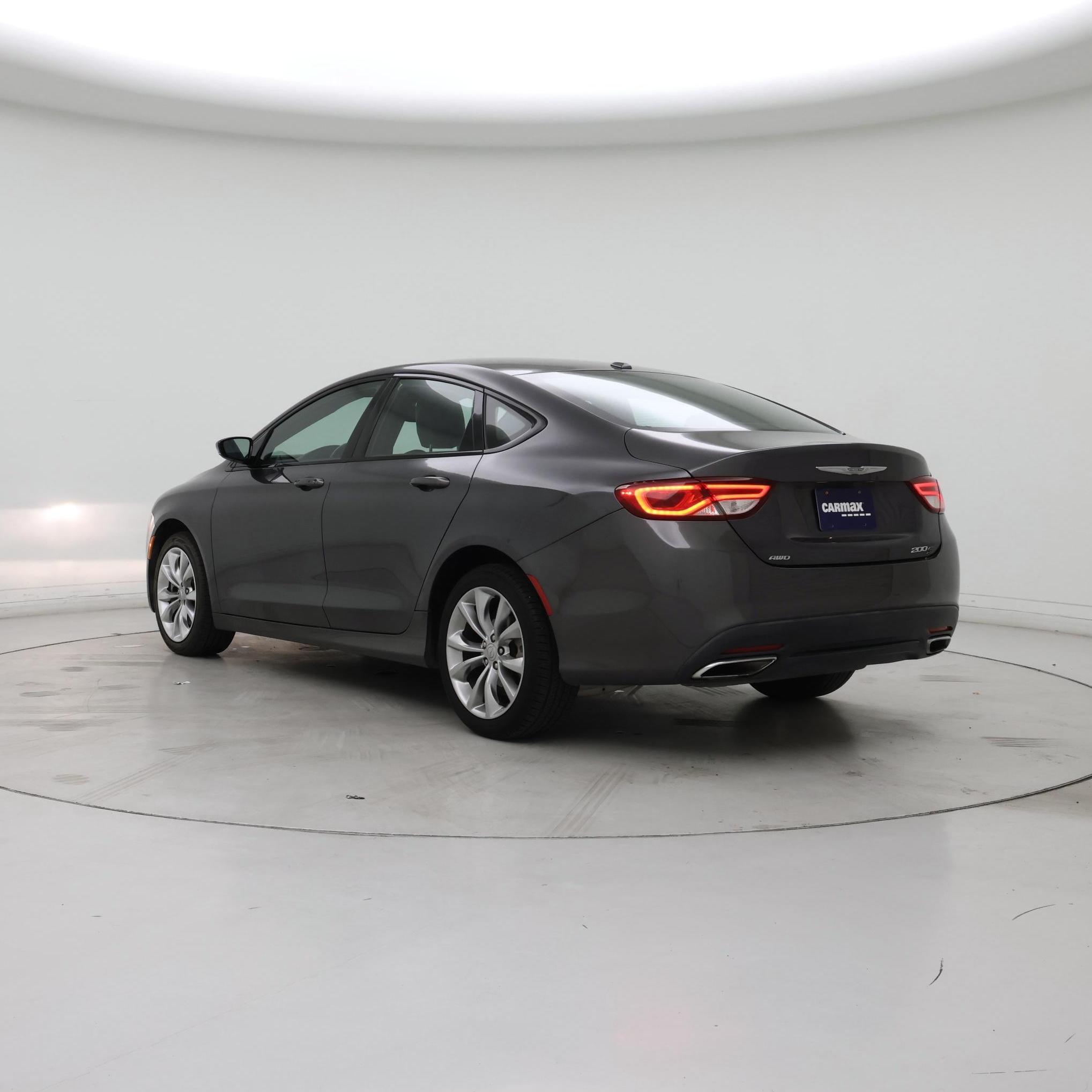 Thumbnail: 2015 Chrysler 200 - 2