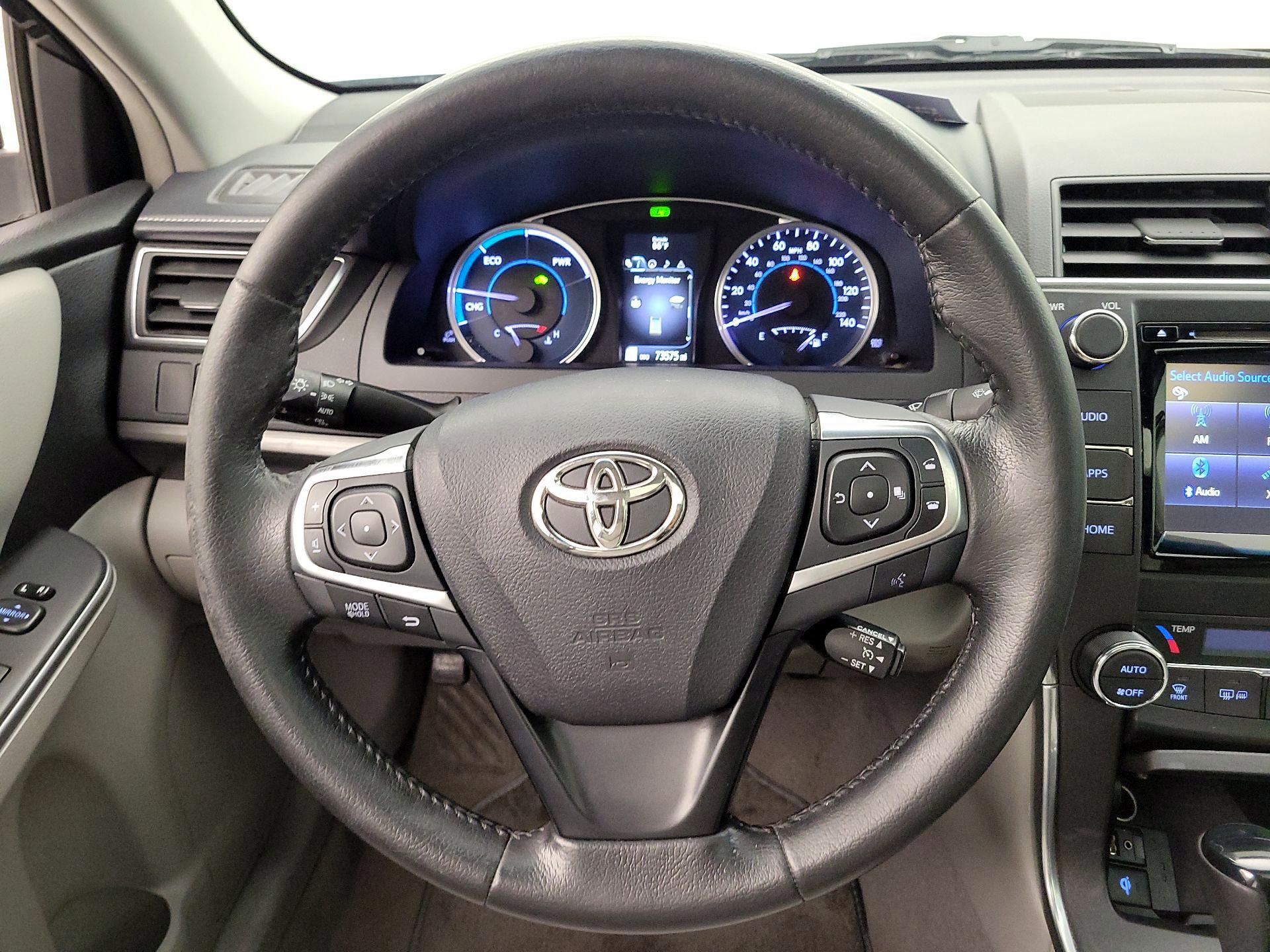 Thumbnail: 2015 Toyota Camry - 10