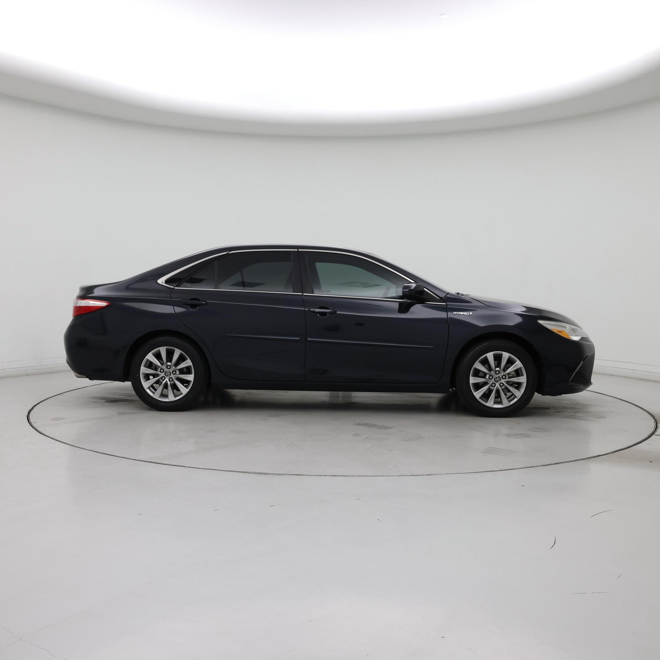 Thumbnail: 2015 Toyota Camry - 7