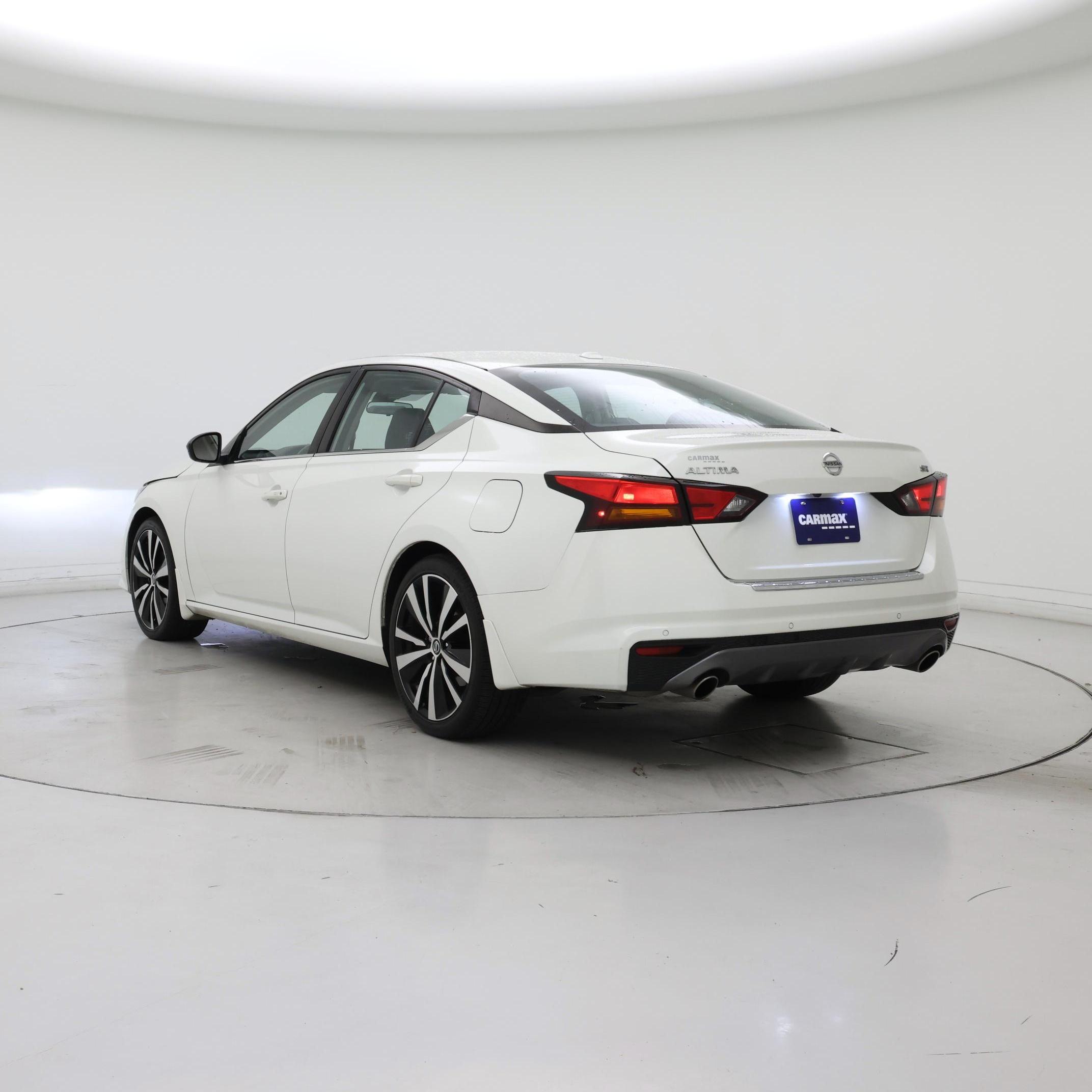 Thumbnail: 2022 Nissan Altima - 2