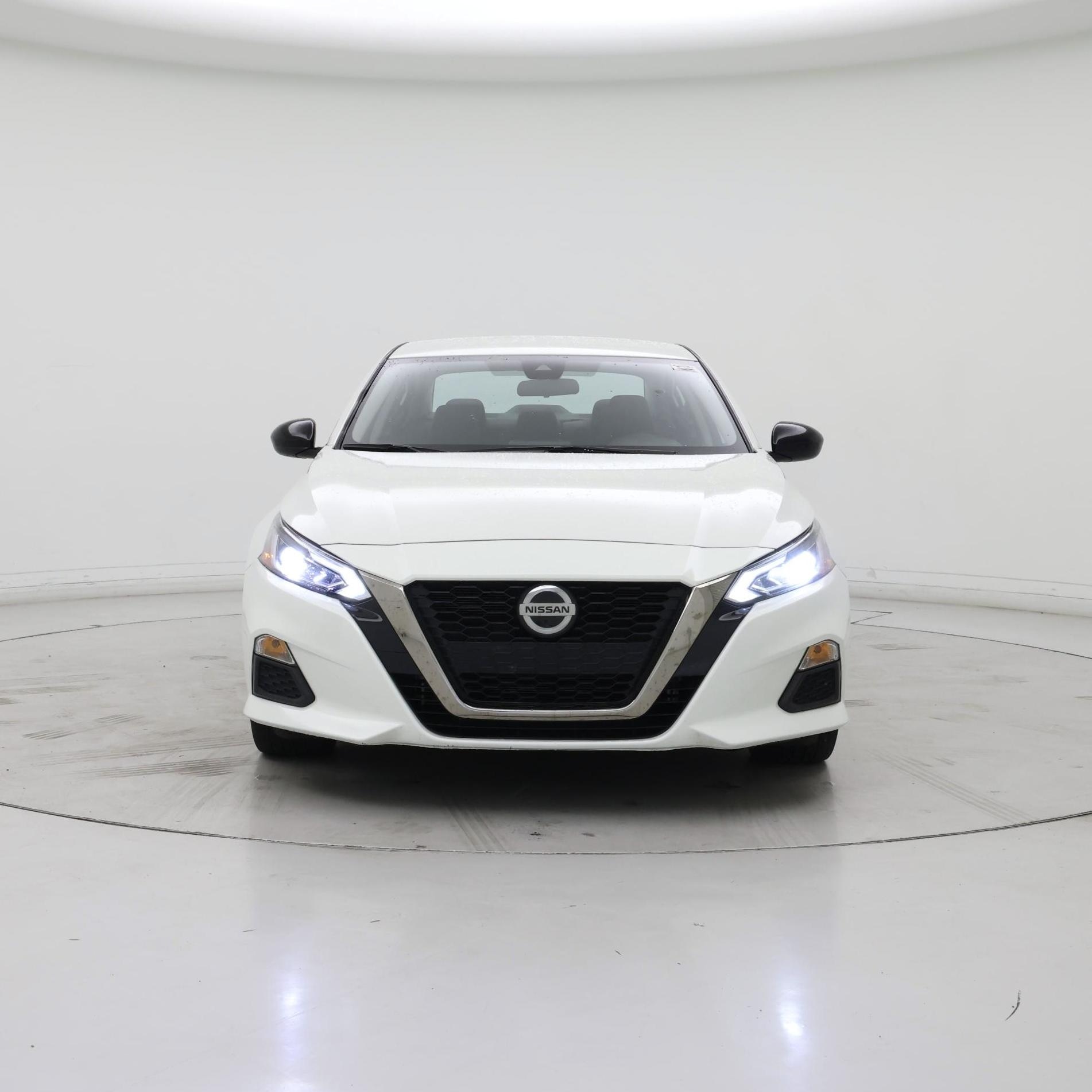 Thumbnail: 2022 Nissan Altima - 5