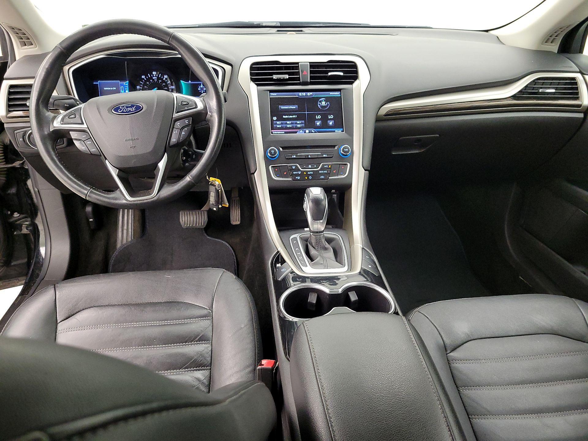 Thumbnail: 2016 Ford Fusion - 9