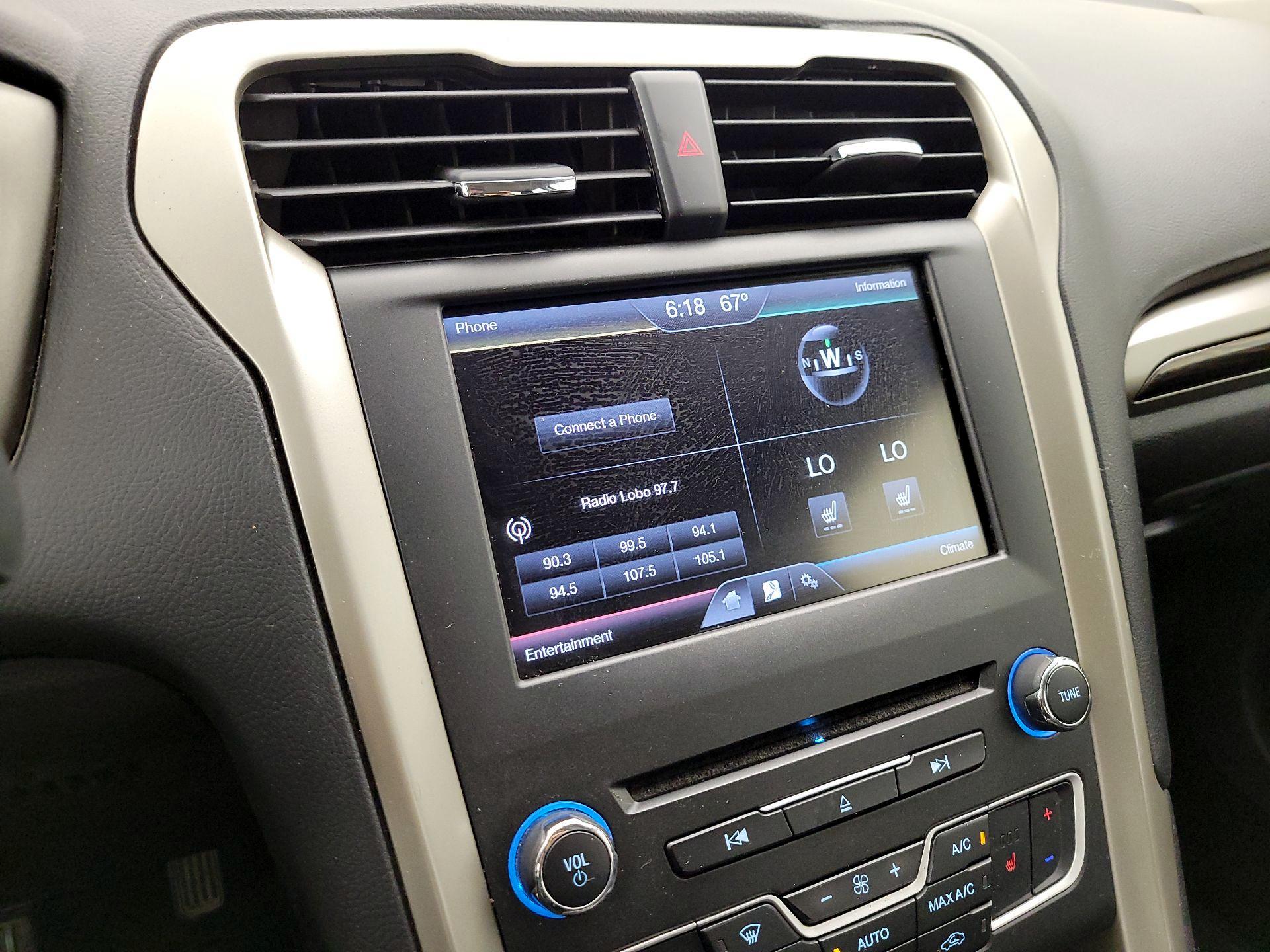 Thumbnail: 2016 Ford Fusion - 15