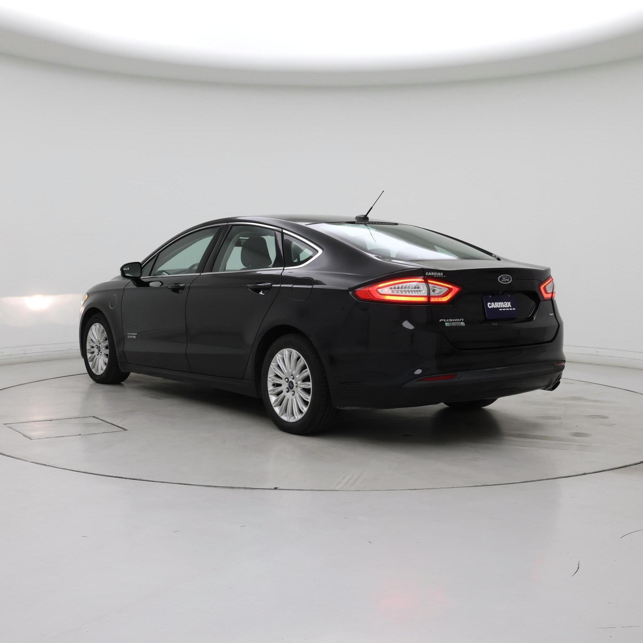 Thumbnail: 2016 Ford Fusion - 2