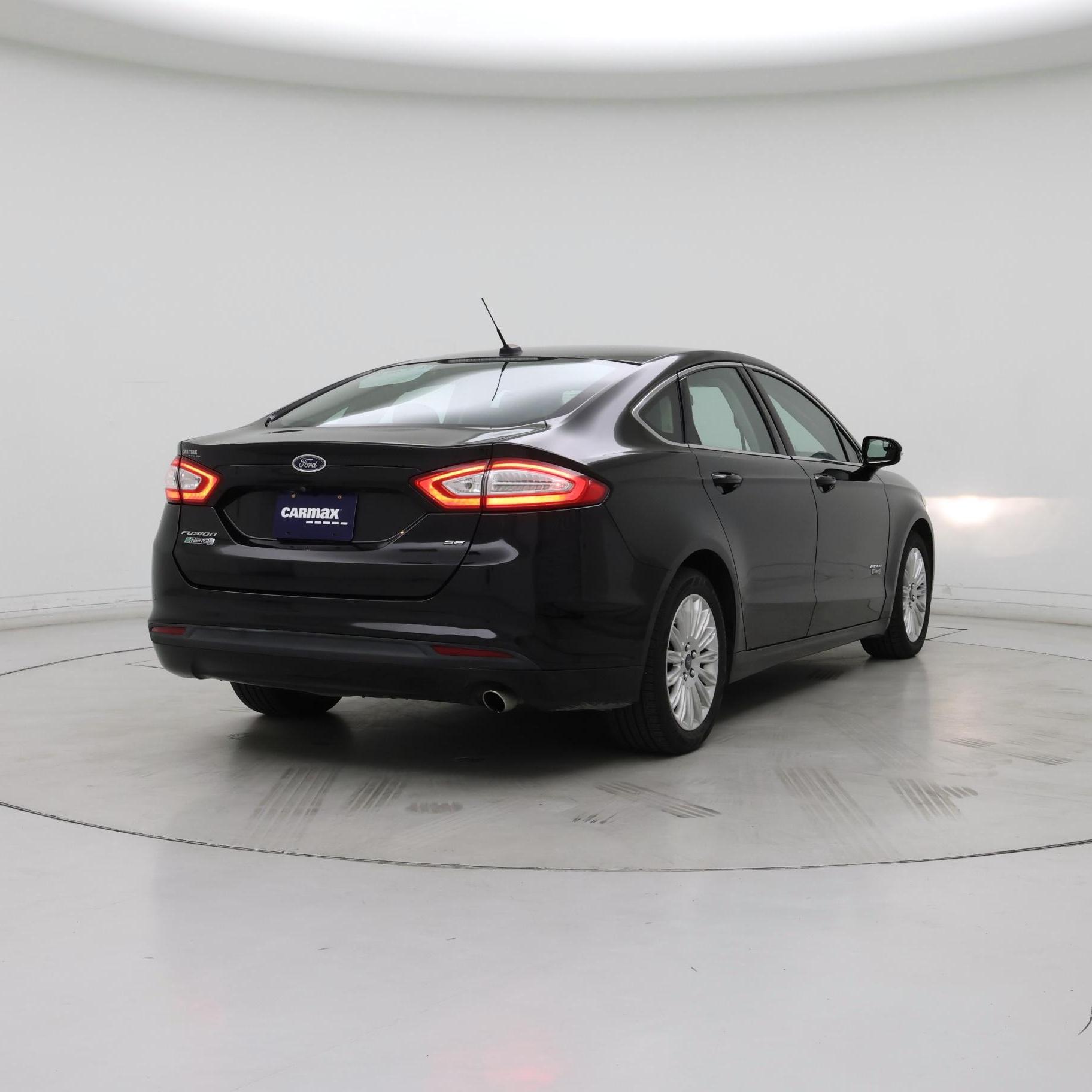 Thumbnail: 2016 Ford Fusion - 8