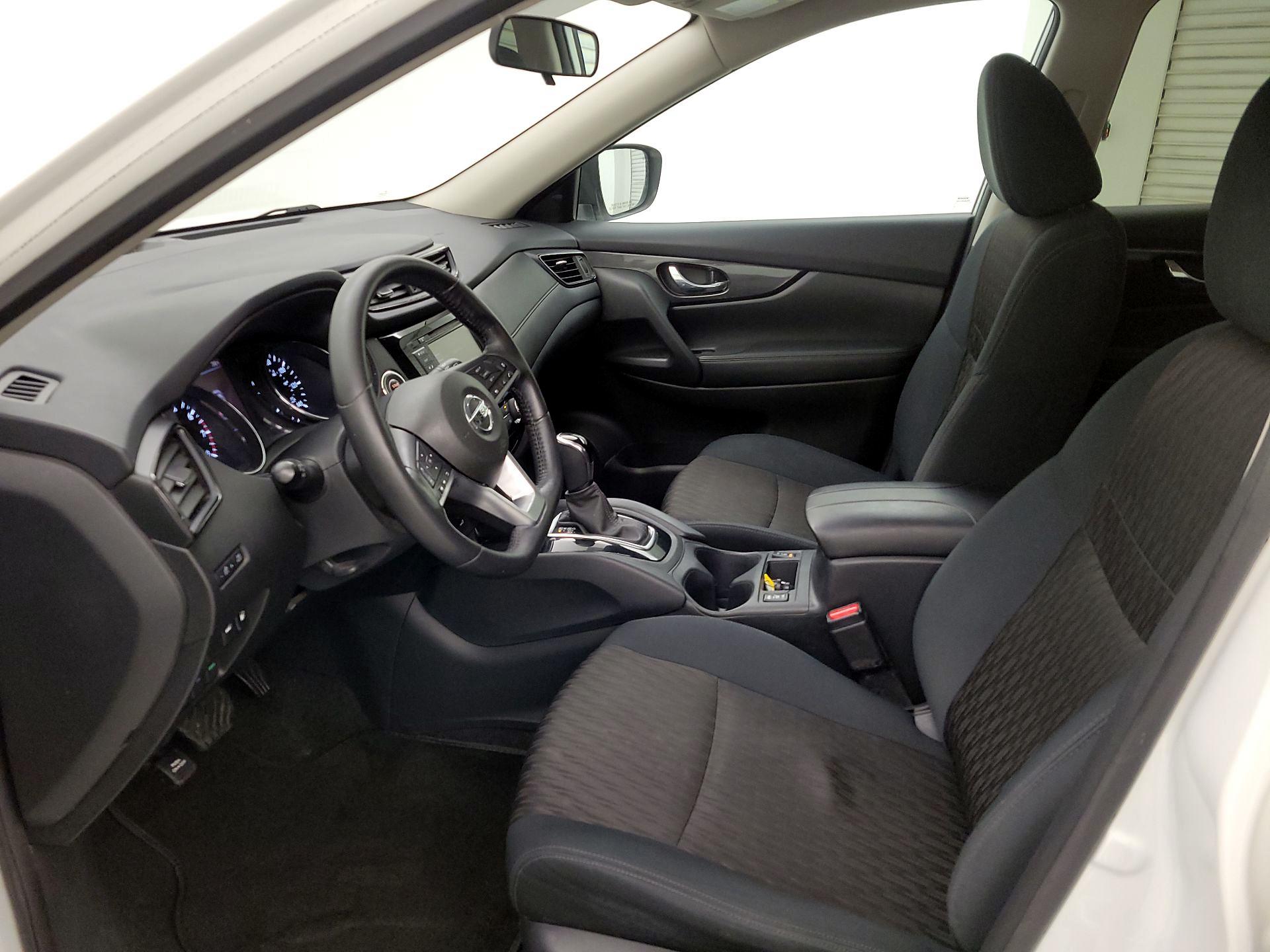 Thumbnail: 2018 Nissan Rogue - 11