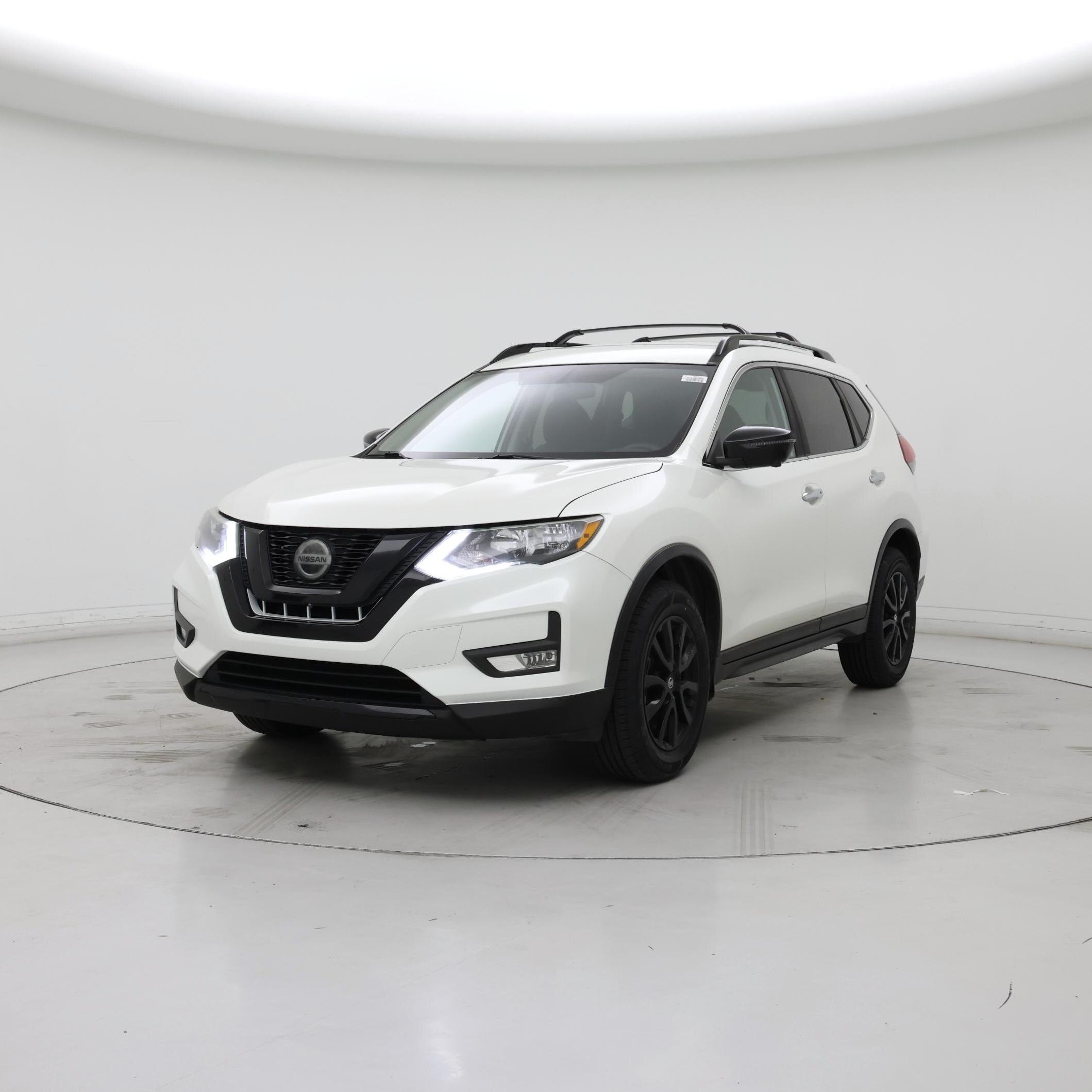 Thumbnail: 2018 Nissan Rogue - 4