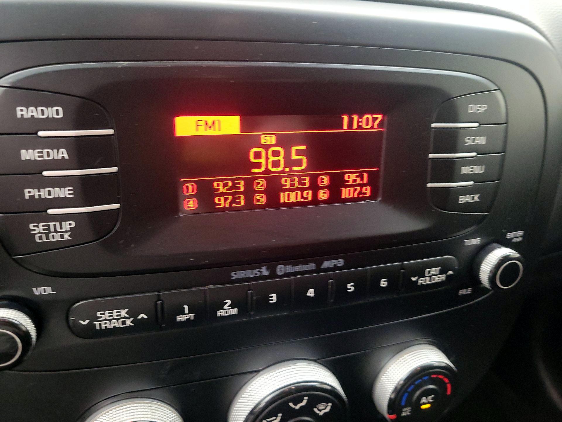 Thumbnail: 2016 Kia Soul - 13