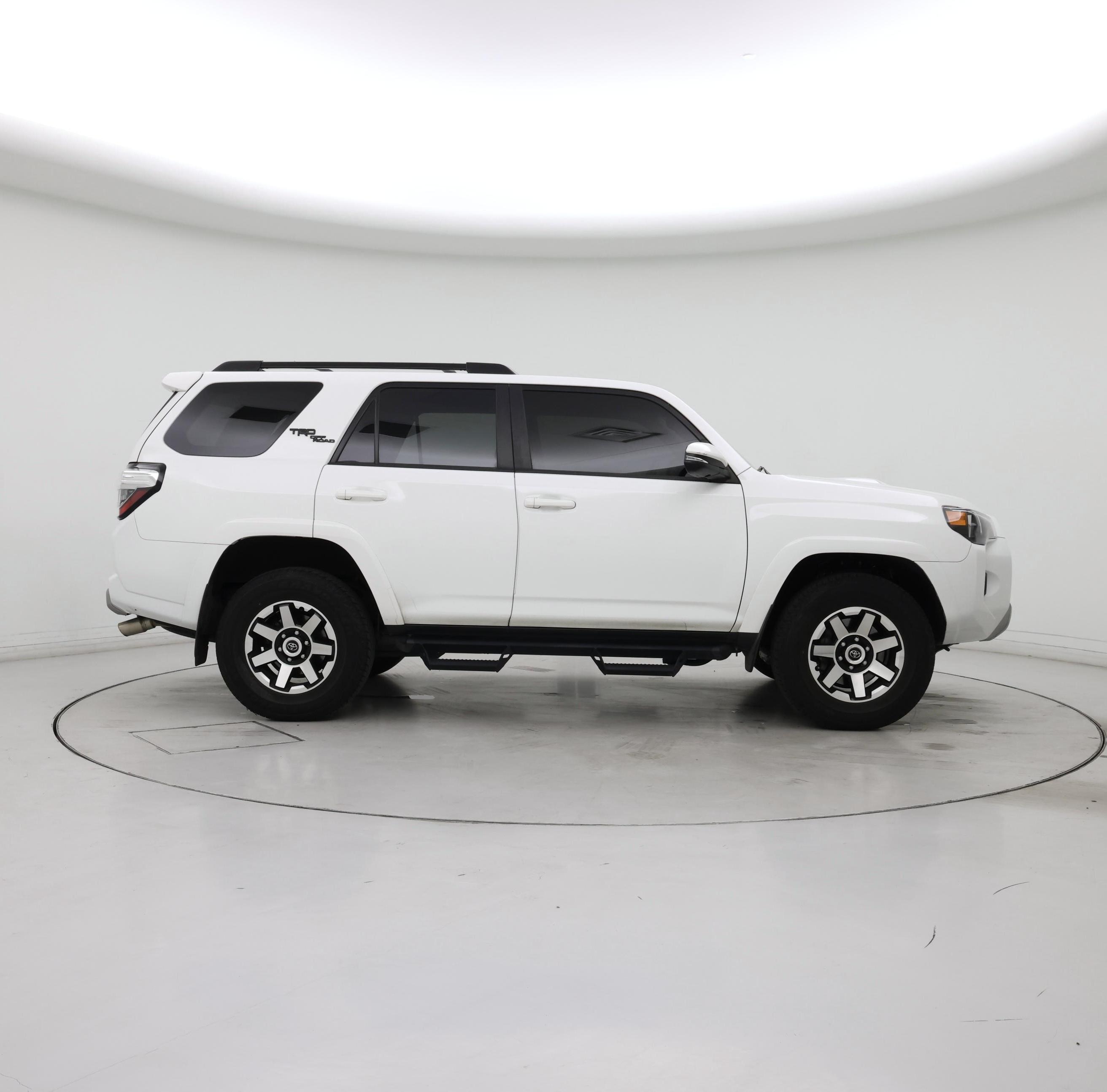 Thumbnail: 2023 Toyota 4Runner - 7