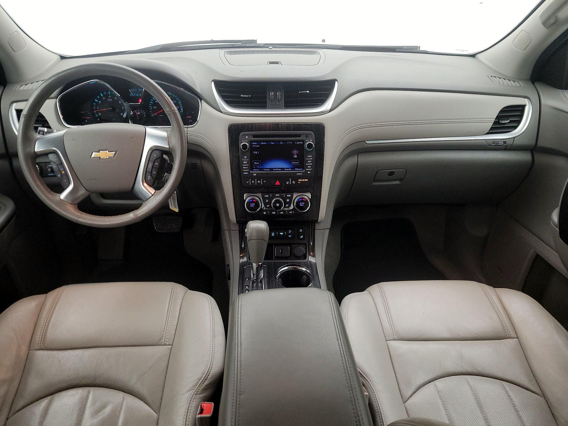 Thumbnail: 2016 Chevrolet Traverse - 9