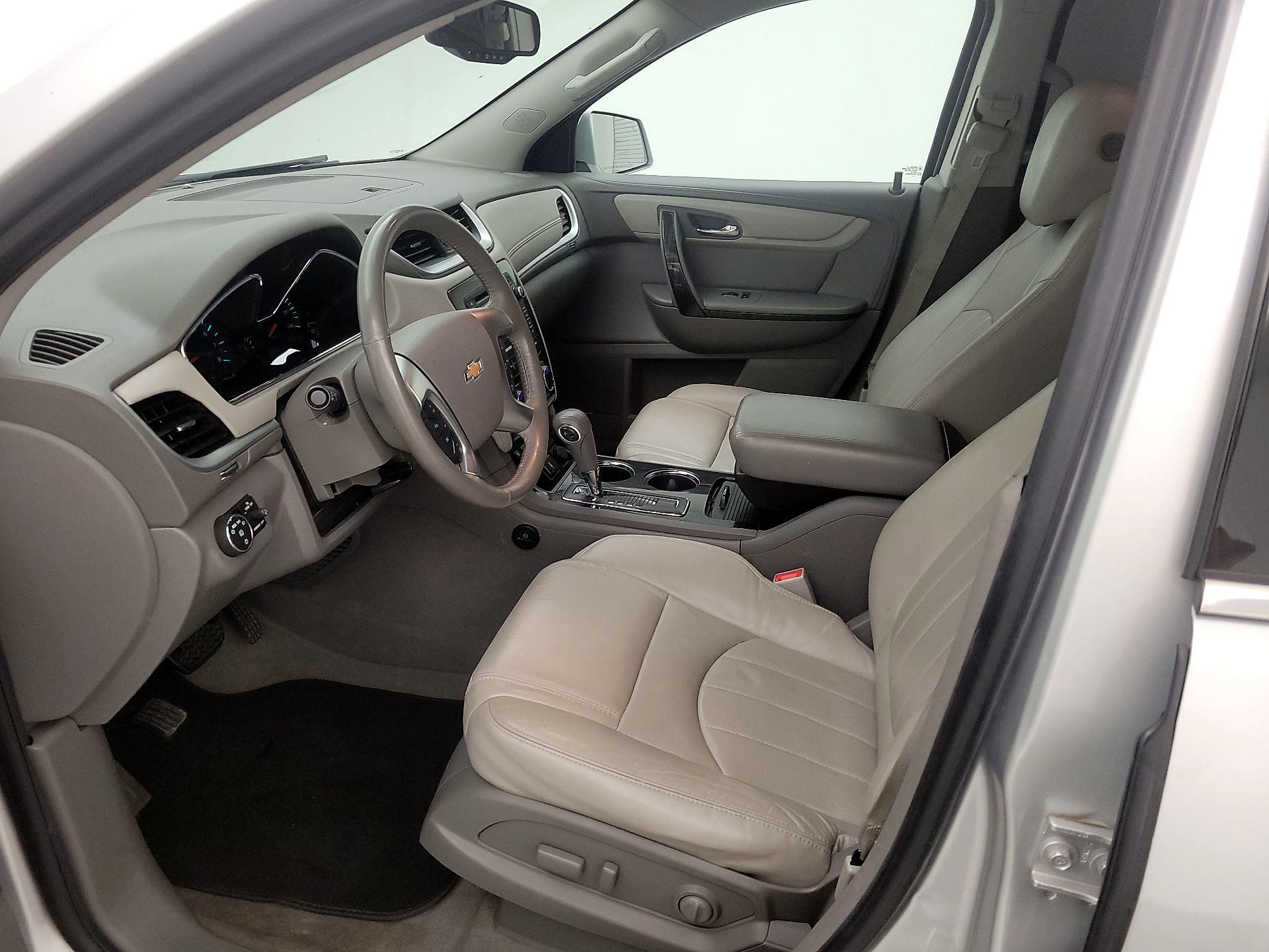 Thumbnail: 2016 Chevrolet Traverse - 11