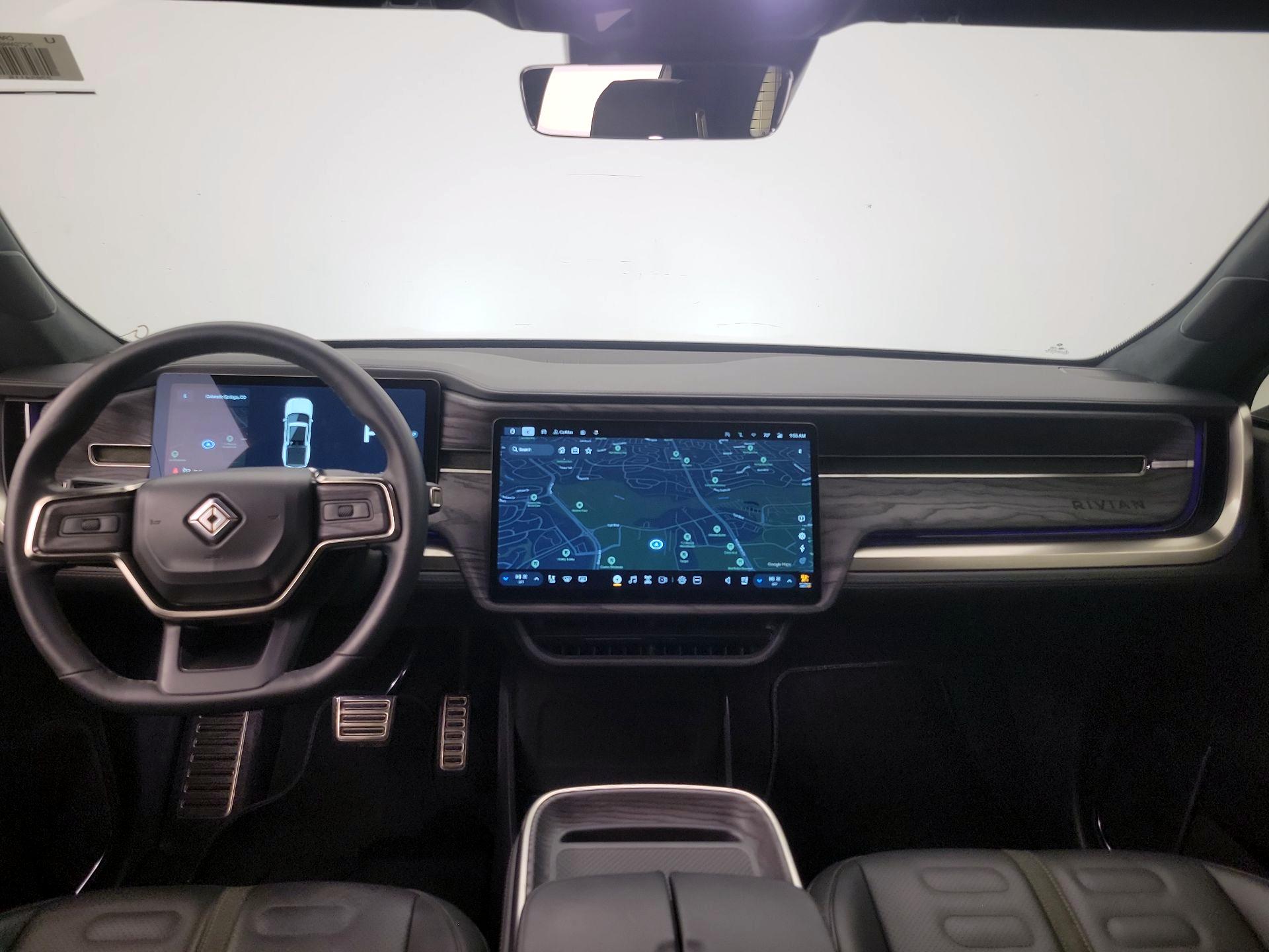 Thumbnail: 2023 Rivian R1T - 9